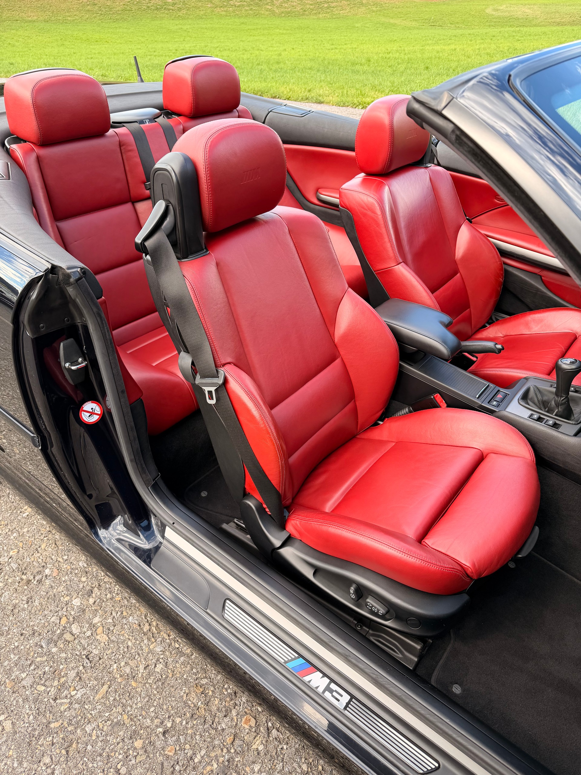 BMW M3 Cabriolet-image-24