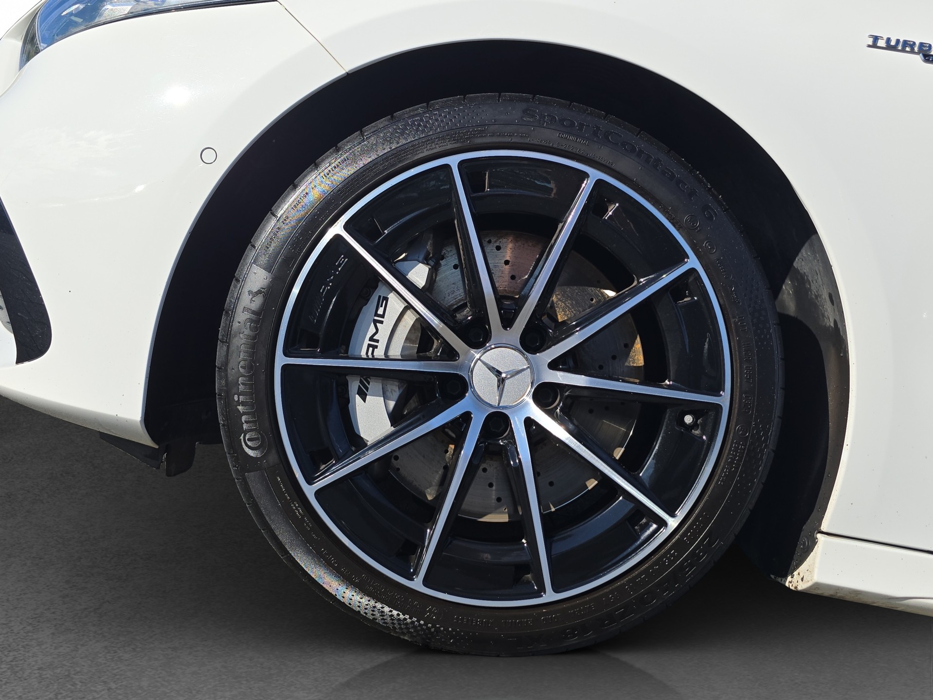 MERCEDES-BENZ A AMG 35 4Matic 8G-DCT-image-11