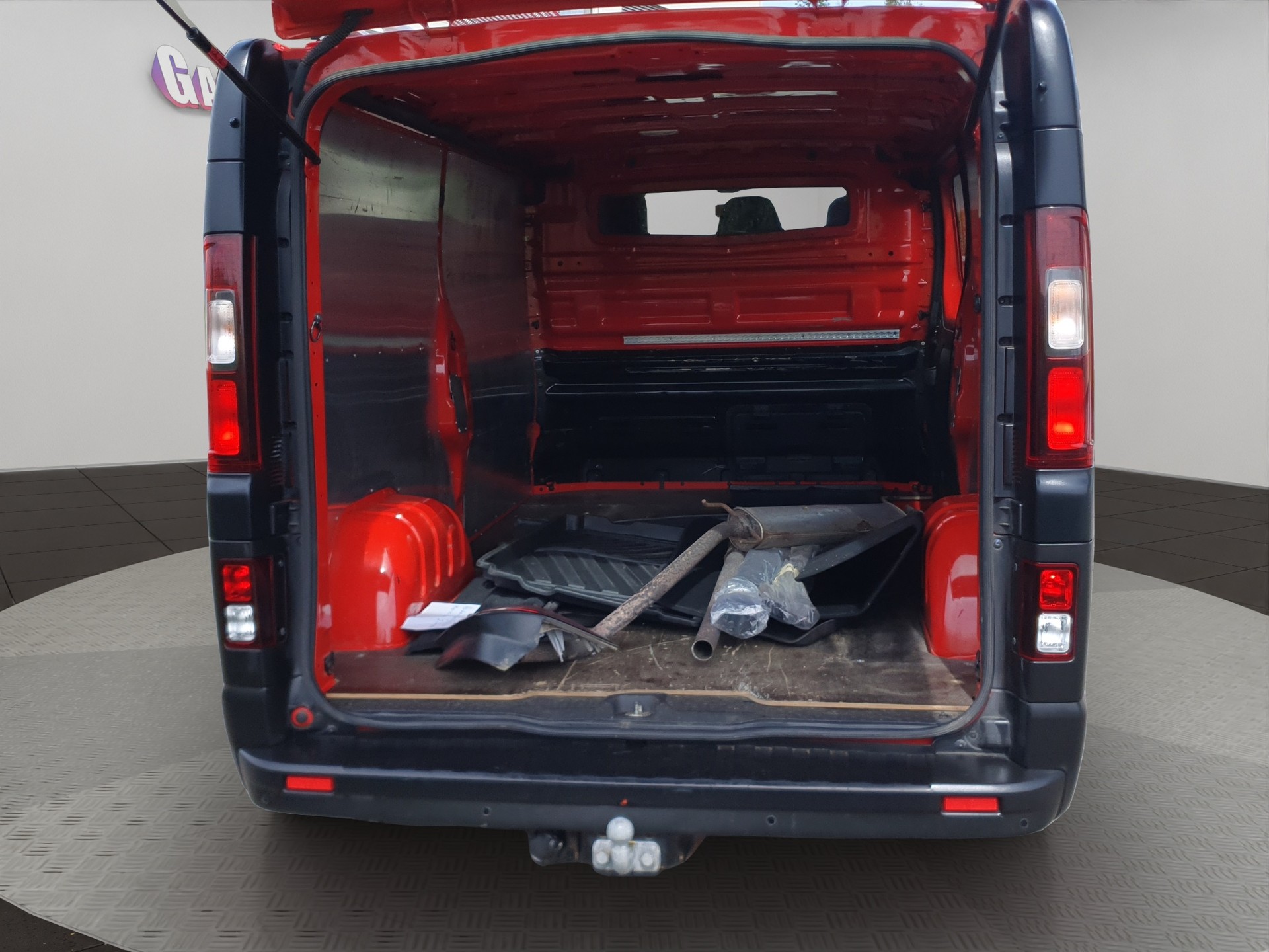 RENAULT Trafic 2.0 Energy dCi 120 3.0t Business L2H1-image-15