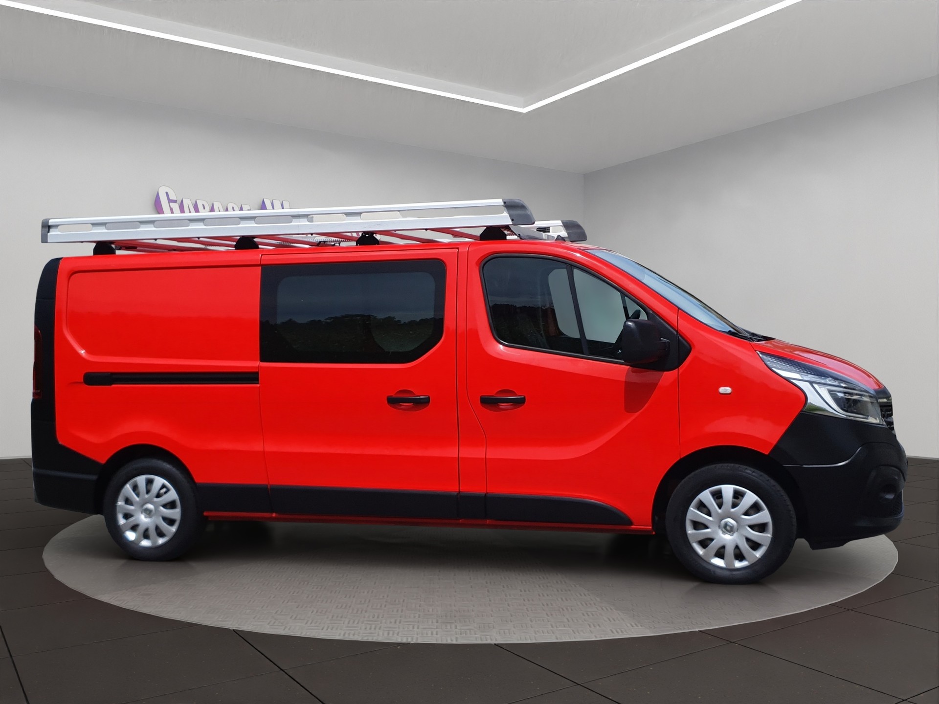RENAULT Trafic 2.0 Energy dCi 120 3.0t Business L2H1-image-1