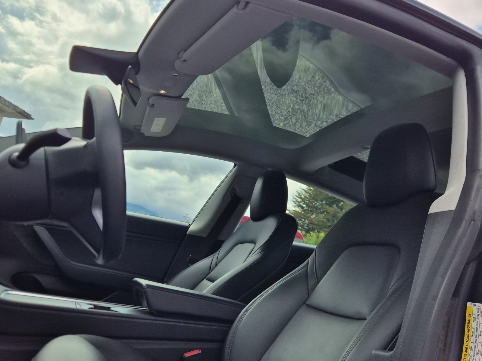 TESLA Model 3 Long Range Dual Motor-image-18
