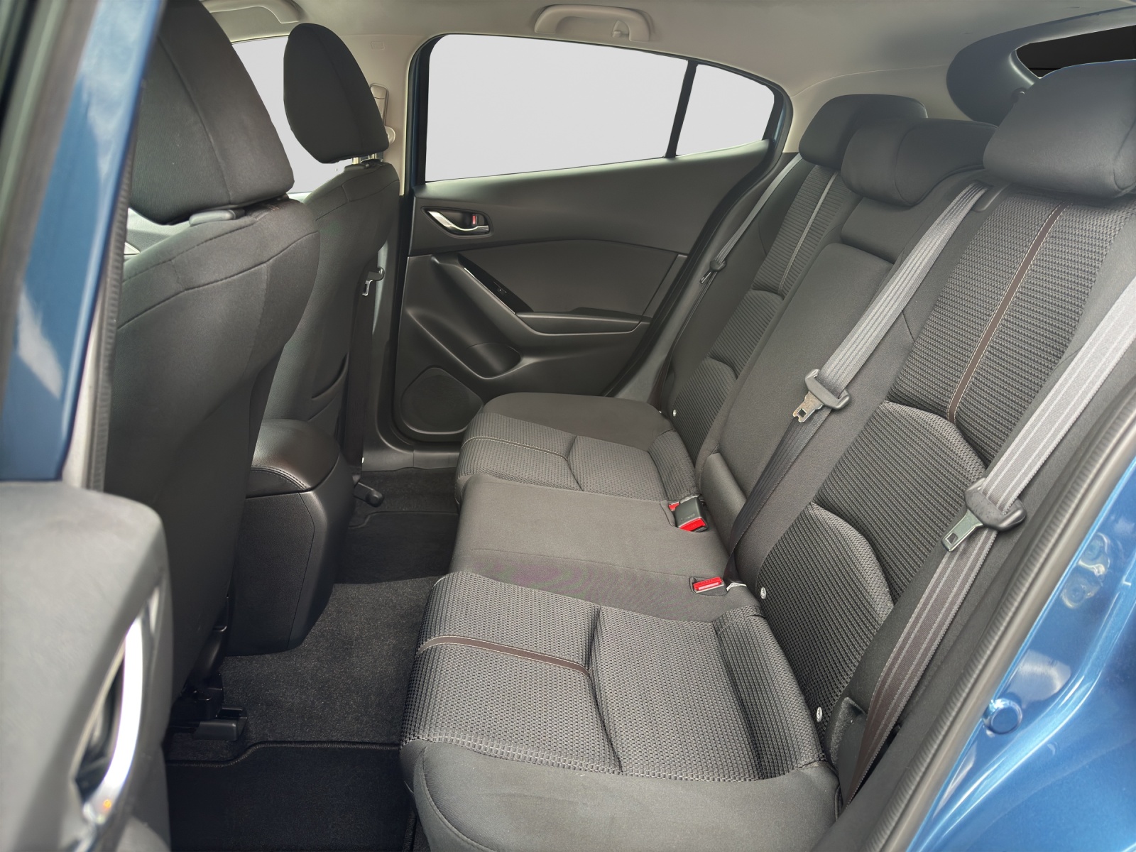 MAZDA 3 G 120 Revolution-image-12