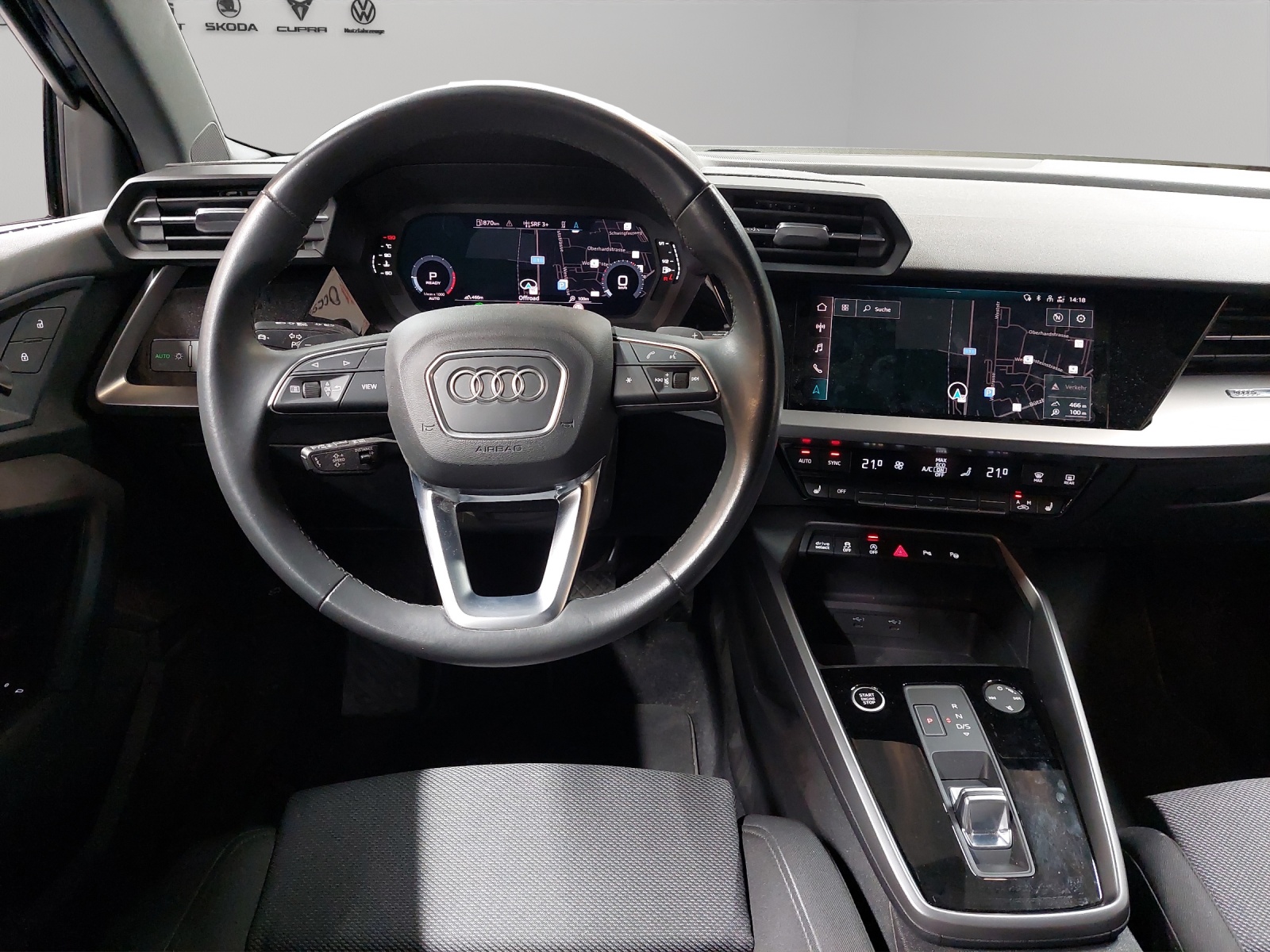 AUDI A3 Sportback 35 TFSI S line S-tronic-image-6