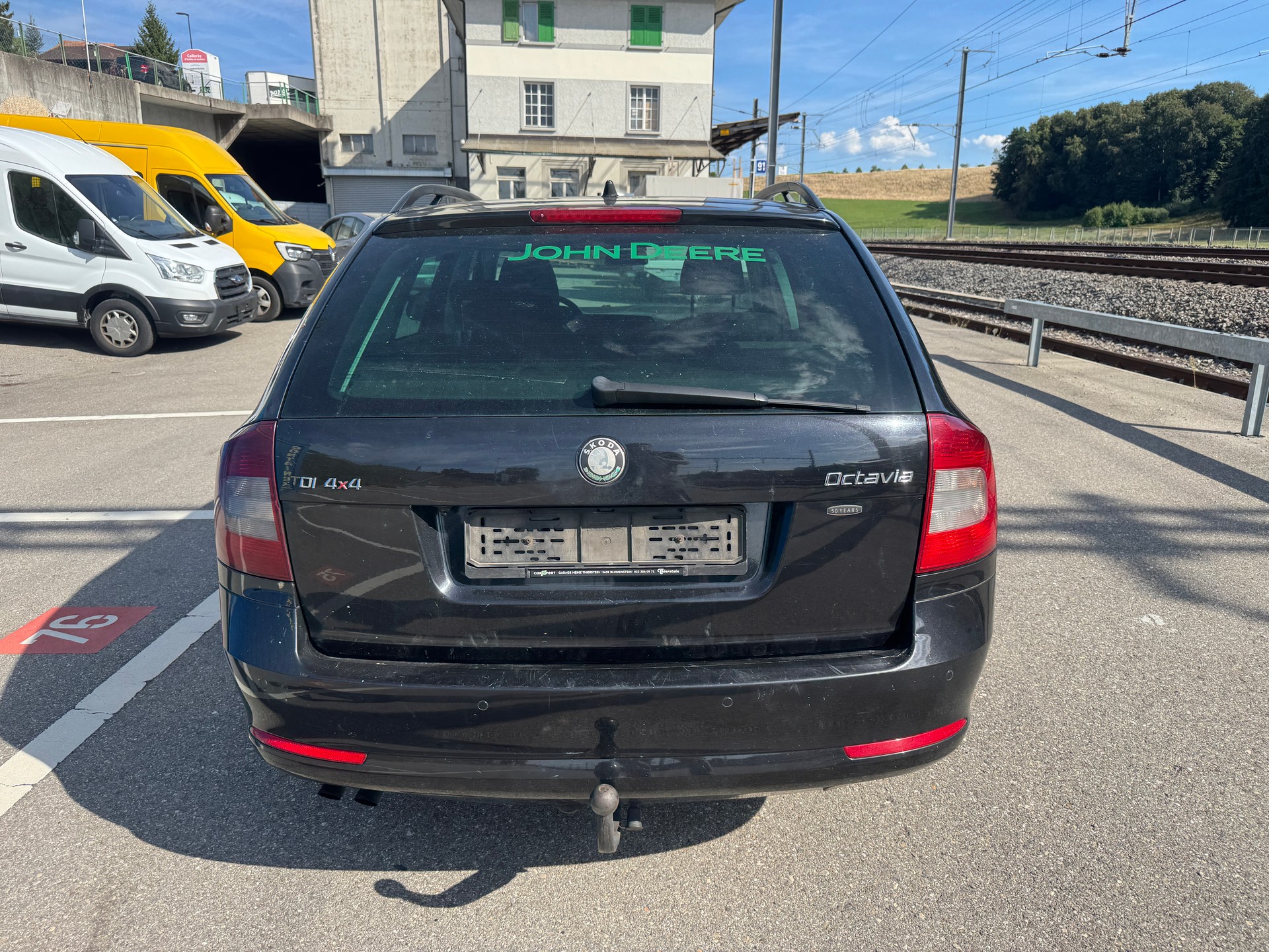 SKODA Octavia Combi 1.6 TDI Swiss Adventure 4x4-image-4