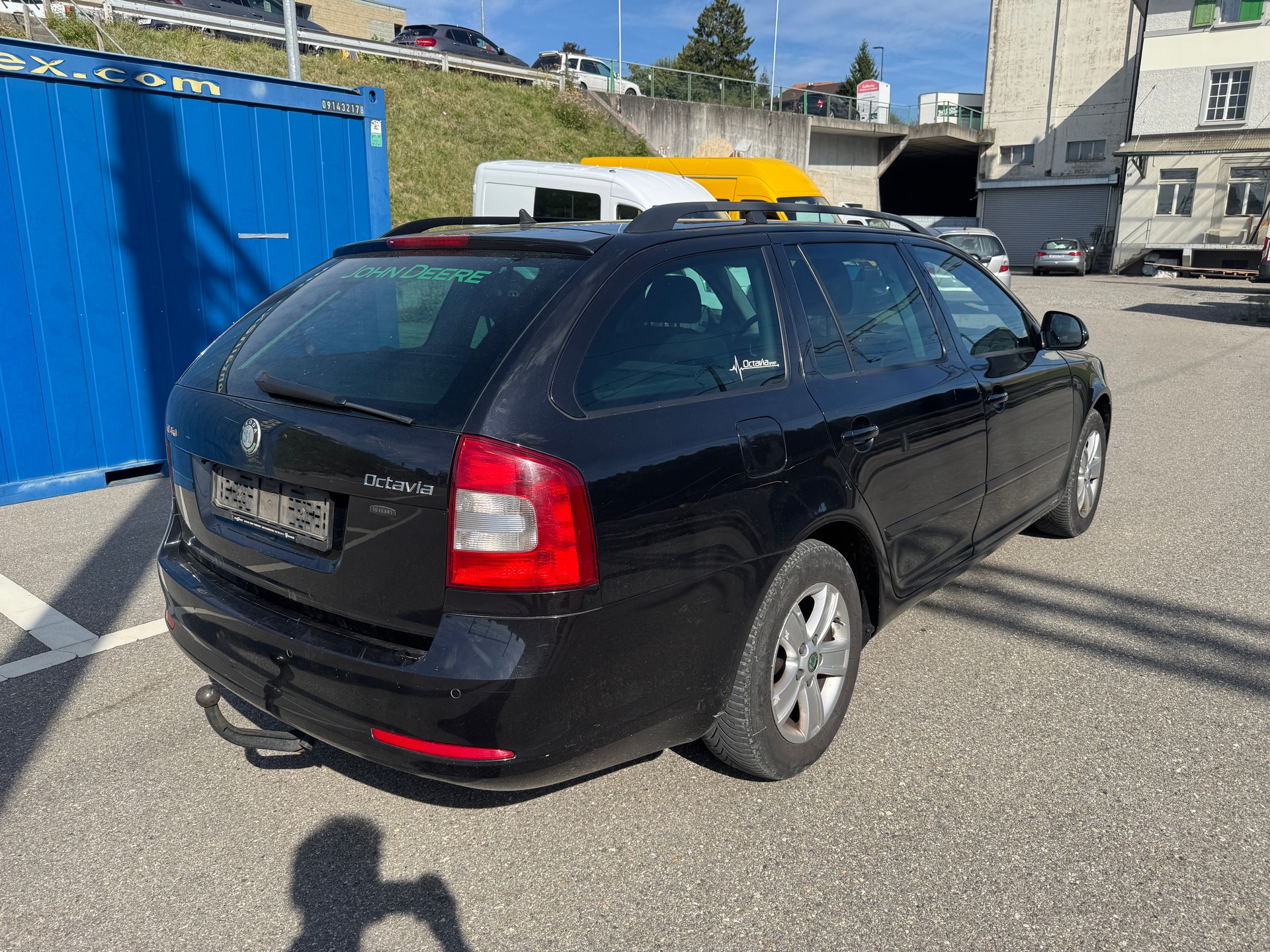 SKODA Octavia Combi 1.6 TDI Swiss Adventure 4x4-showroom-element-3