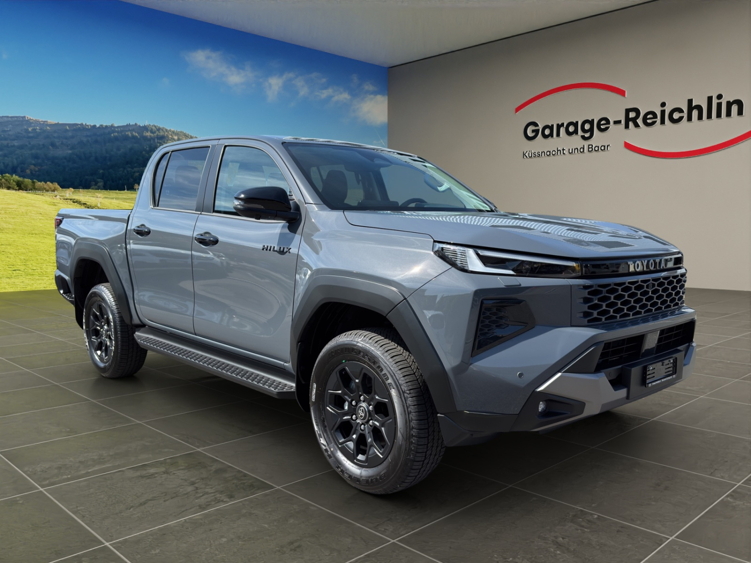 TOYOTA Hilux Double Cab.-Pick-up 2.8 D-4D MHEV 204 Invincible-image-2