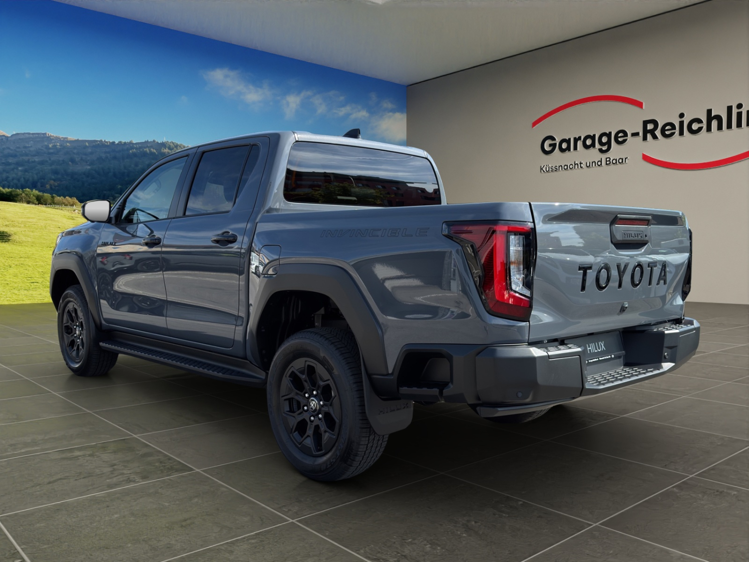 TOYOTA Hilux Double Cab.-Pick-up 2.8 D-4D MHEV 204 Invincible-image-1