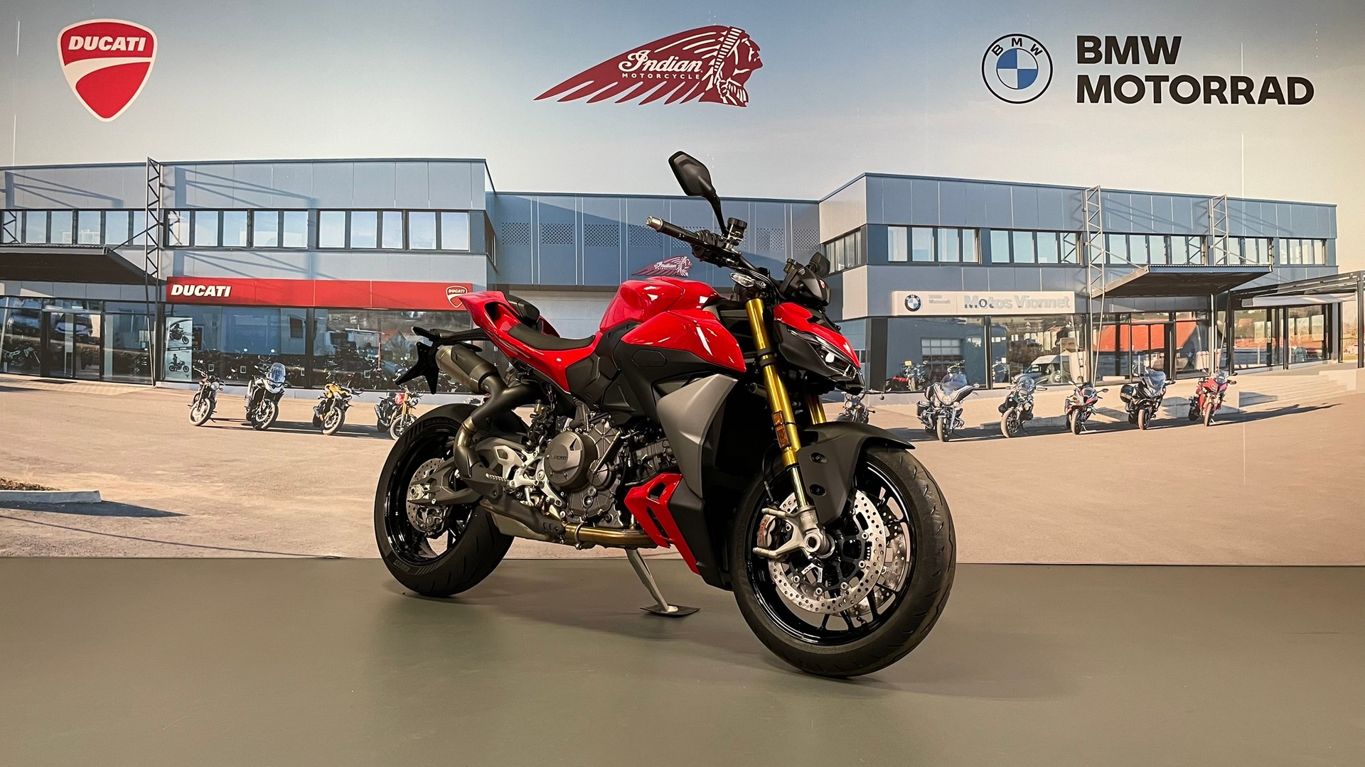 DUCATI Streetfighter V2 S
