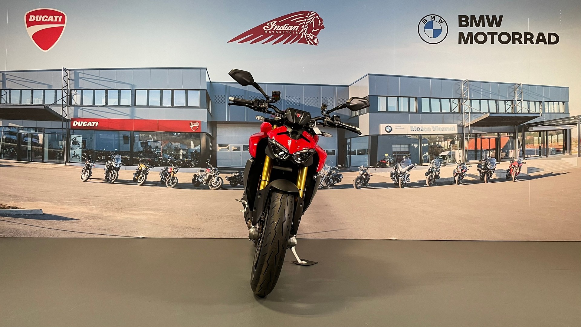 DUCATI Streetfighter V2 S-showroom-element-1