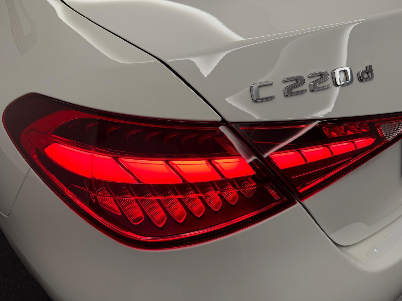 MERCEDES-BENZ C-Klasse W206 C 220 d AMG Line 4matic-image-8