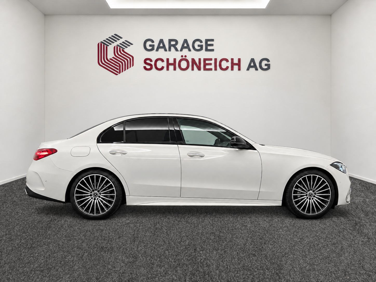 MERCEDES-BENZ C-Klasse W206 C 220 d AMG Line 4matic-image-3