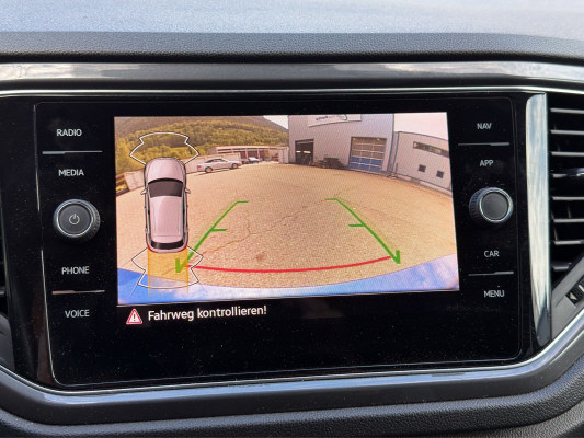 VW T-Roc 2.0 TSI Sport 4M-image-9