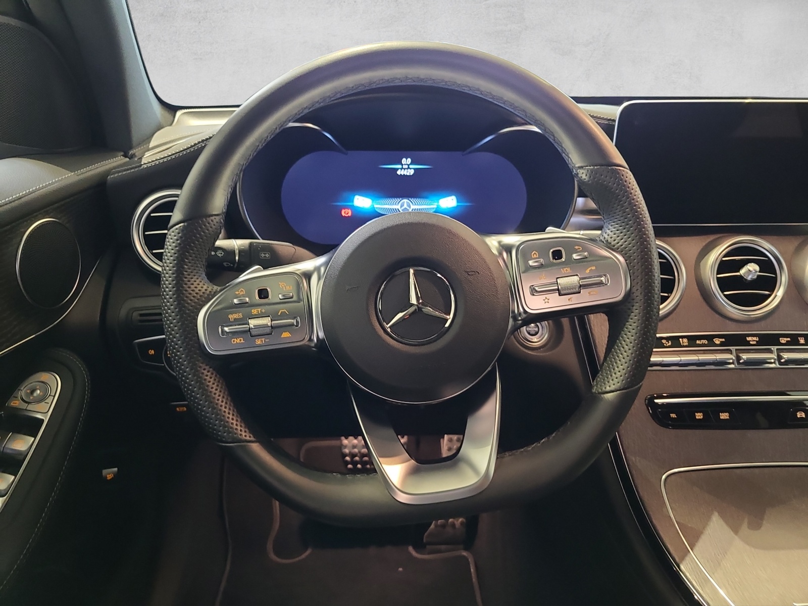 MERCEDES-BENZ GLC 400 d AMG Line 4M Coupé C253-image-4