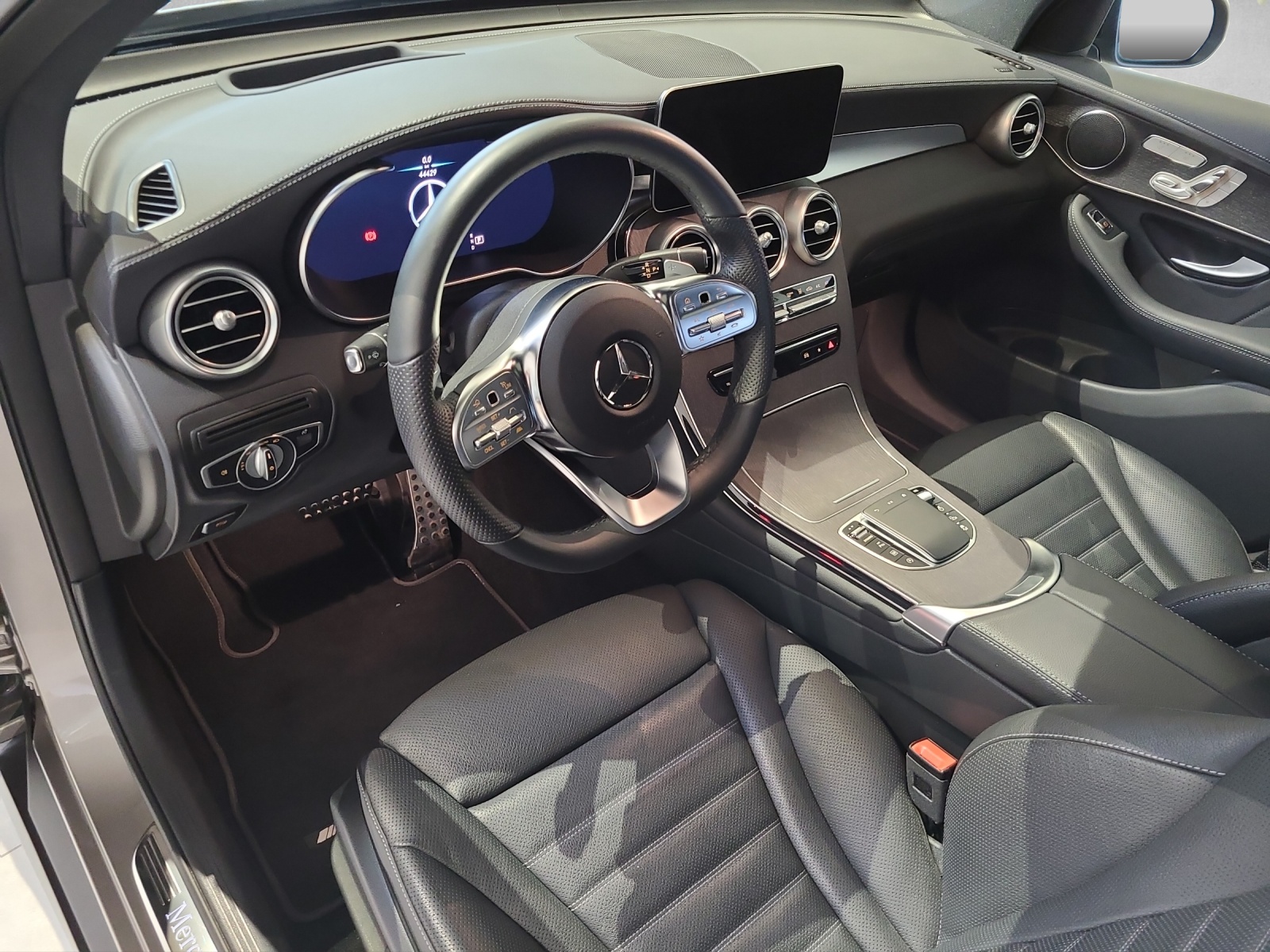 MERCEDES-BENZ GLC 400 d AMG Line 4M Coupé C253-image-13