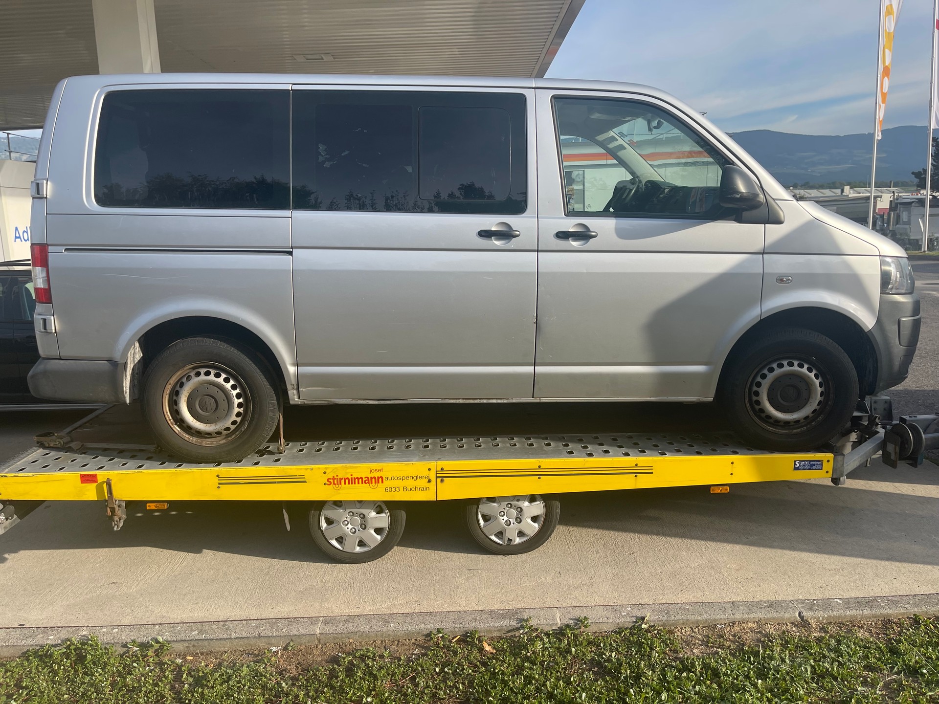 VW T5 2.0 TDI-image-1
