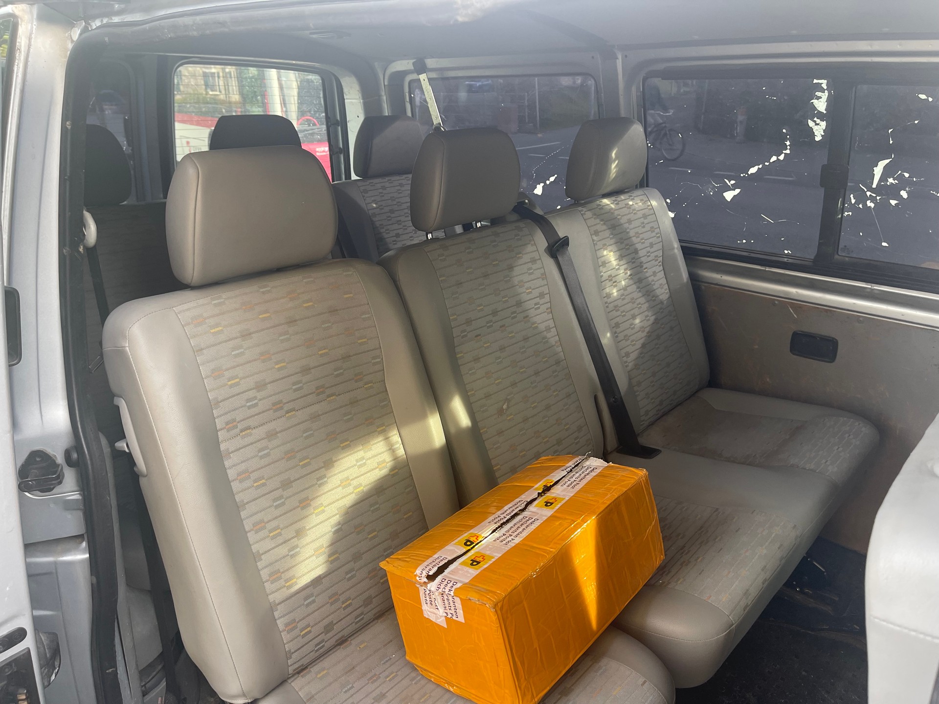 VW T5 2.0 TDI-image-10