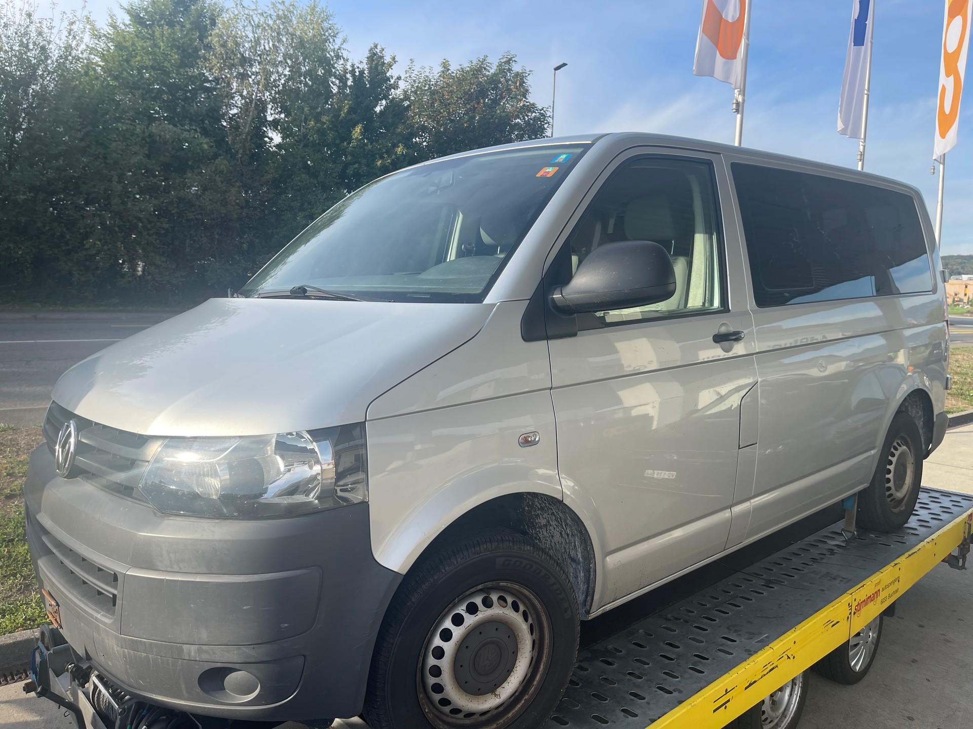 VW T5 2.0 TDI-image-0