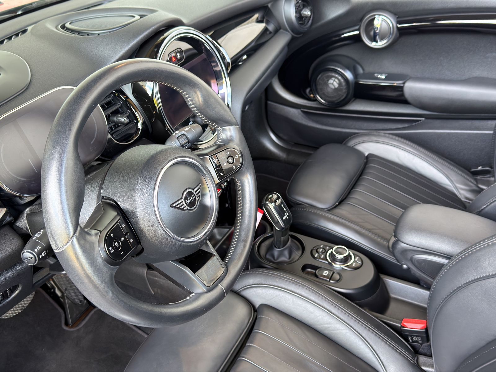 MINI Cooper Cabriolet DKG-image-10