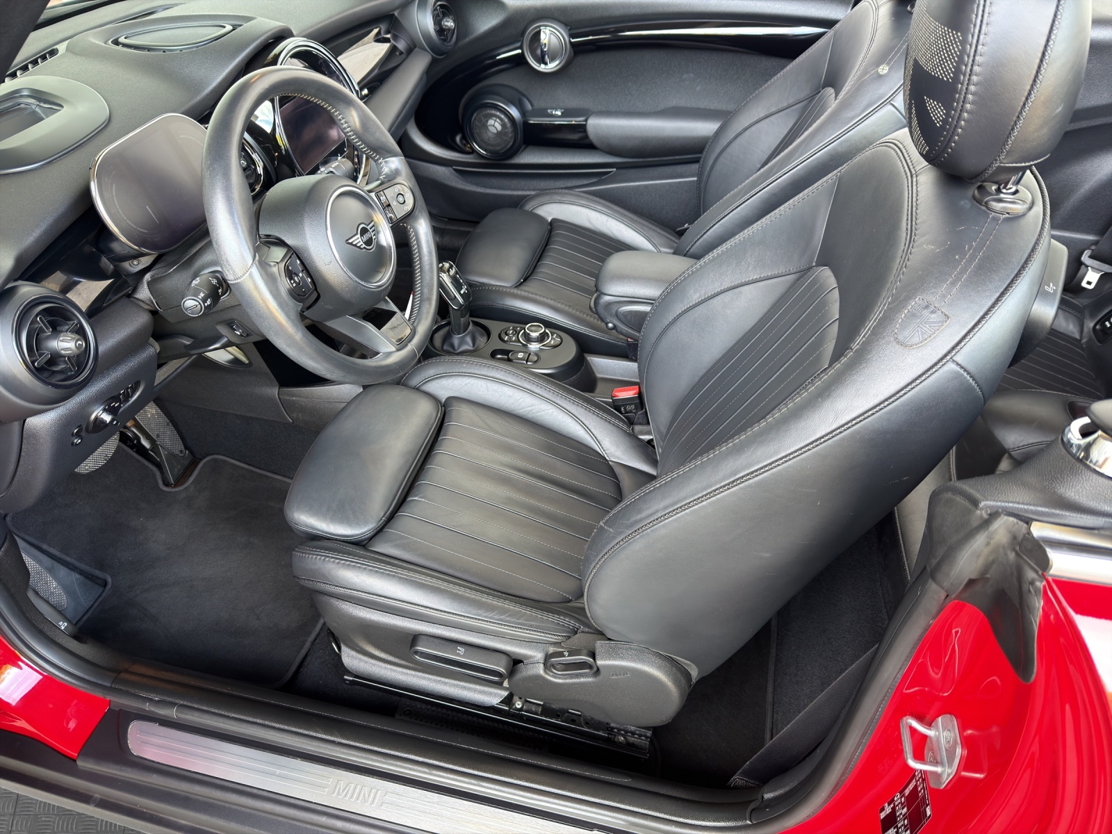 MINI Cooper Cabriolet DKG-image-9