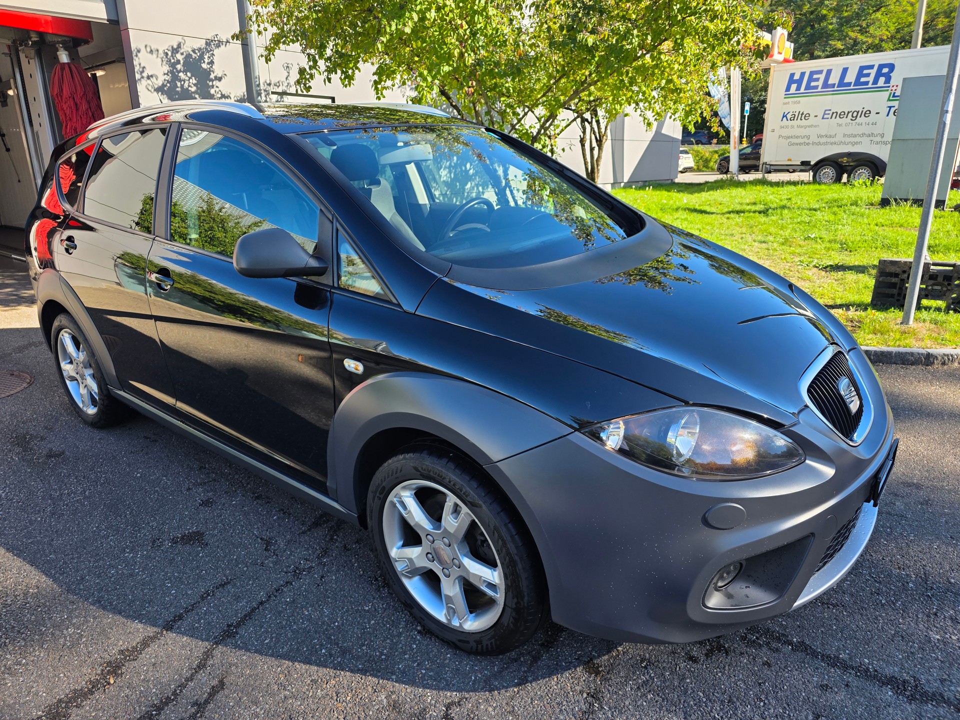 SEAT Altea XL Freetrack 2.0 TSI Advantage / Automatik / 4x4 / inklusive neuer Winterreifen-image-2