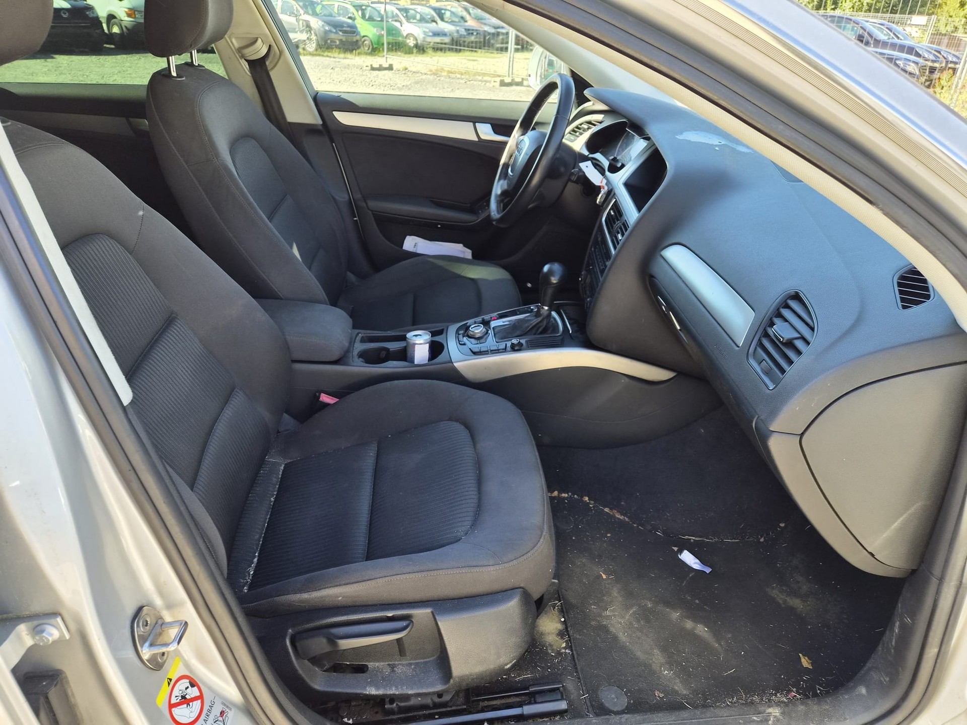 AUDI A4 Avant 1.8 TFSI multitronic-image-9