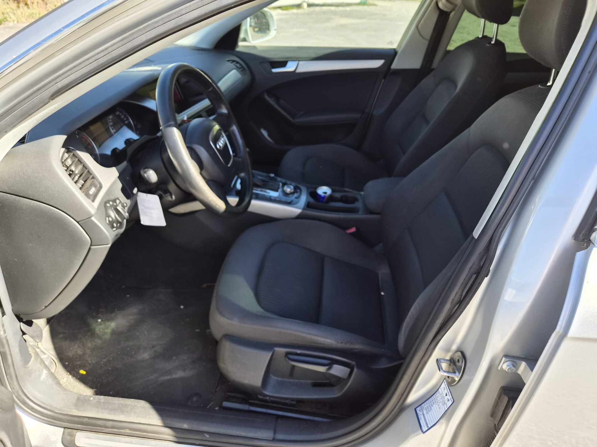 AUDI A4 Avant 1.8 TFSI multitronic-image-8
