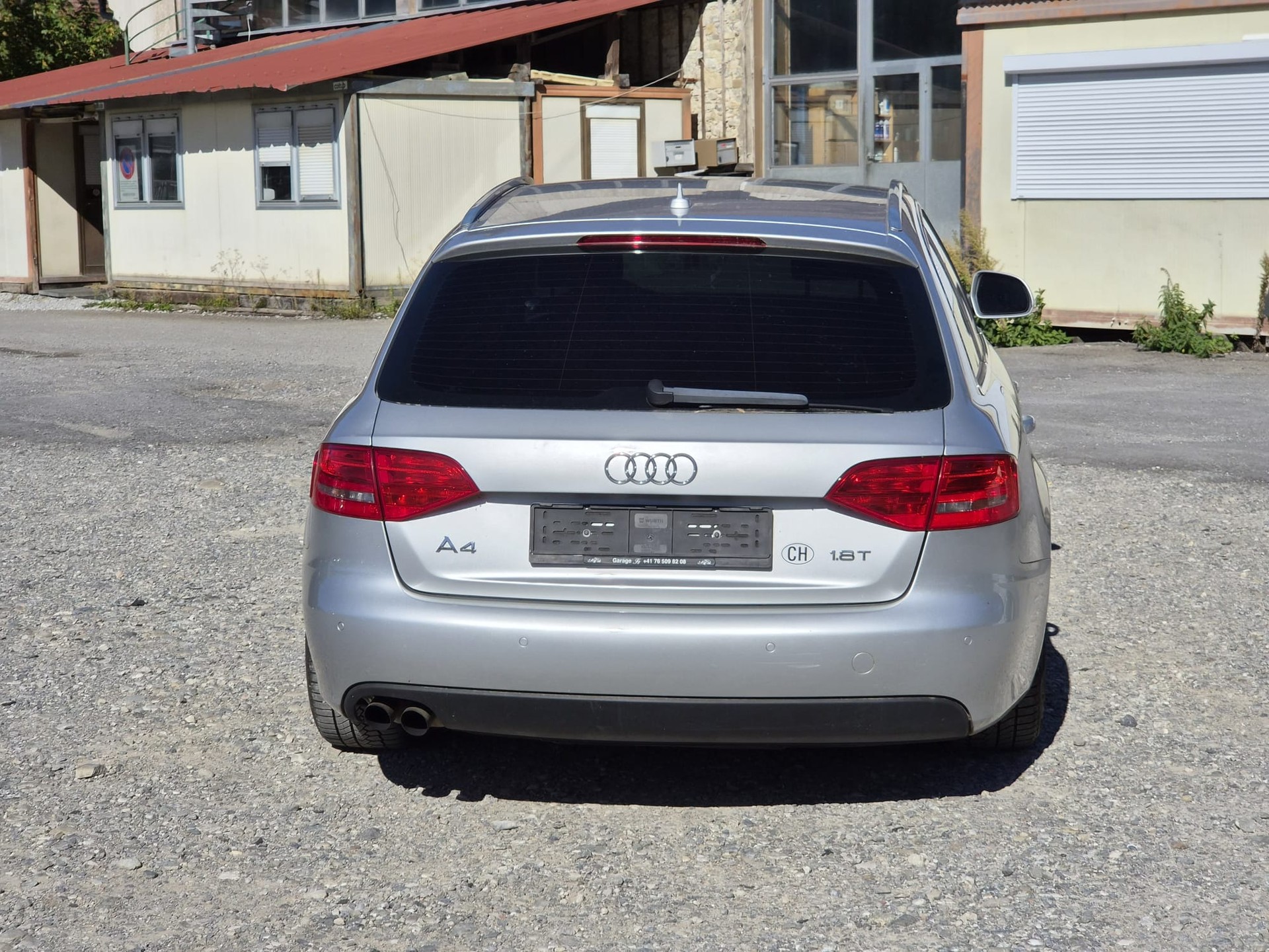 AUDI A4 Avant 1.8 TFSI multitronic-image-5