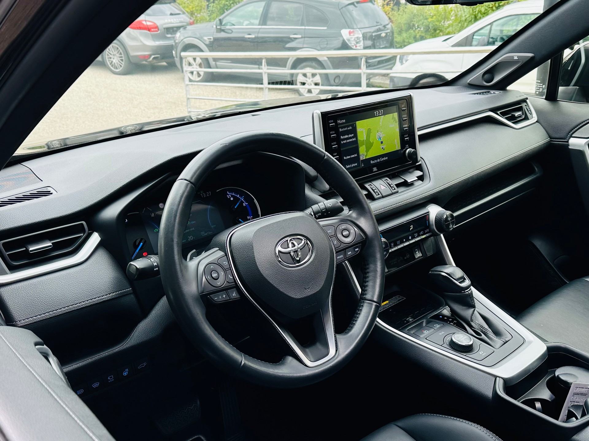 TOYOTA RAV-4 2.5 HSD Black Edition e-CVT 4WD-image-13