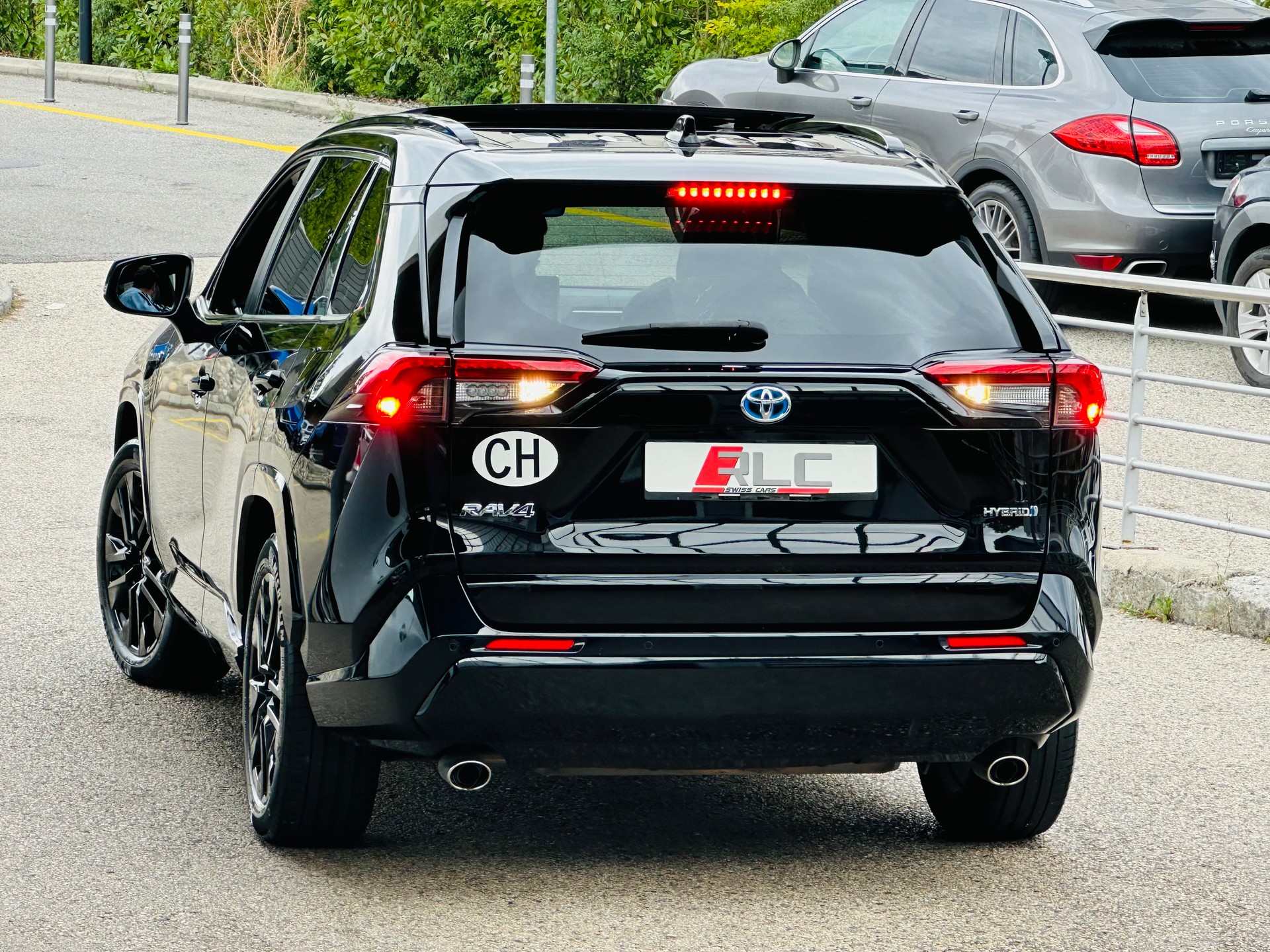 TOYOTA RAV-4 2.5 HSD Black Edition e-CVT 4WD-image-7