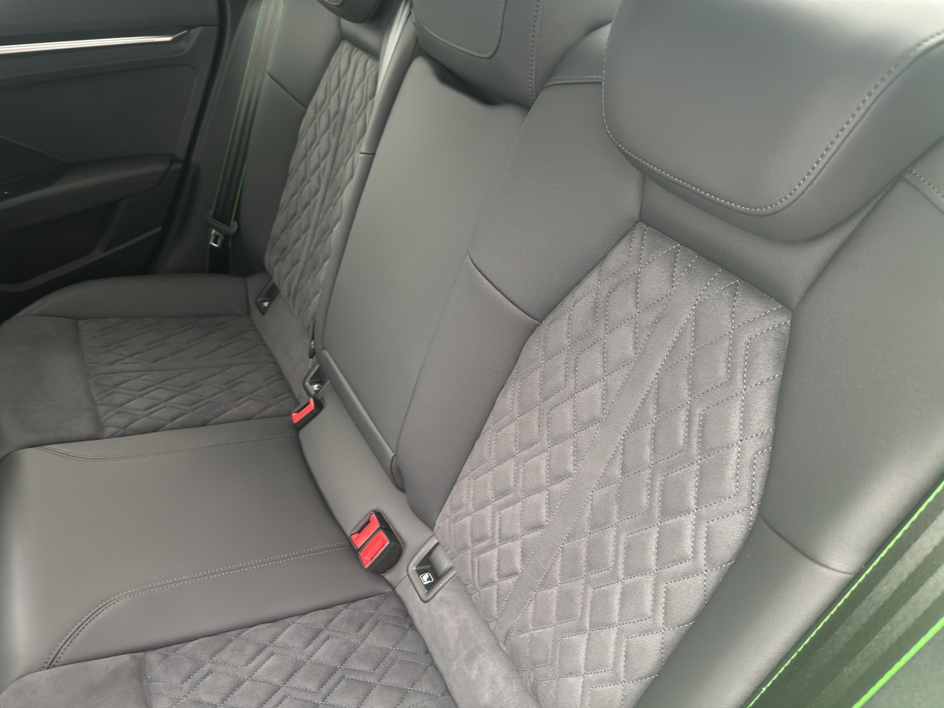 AUDI RS3 Limousine 2.5 TFSI quattro S-tronic-image-7