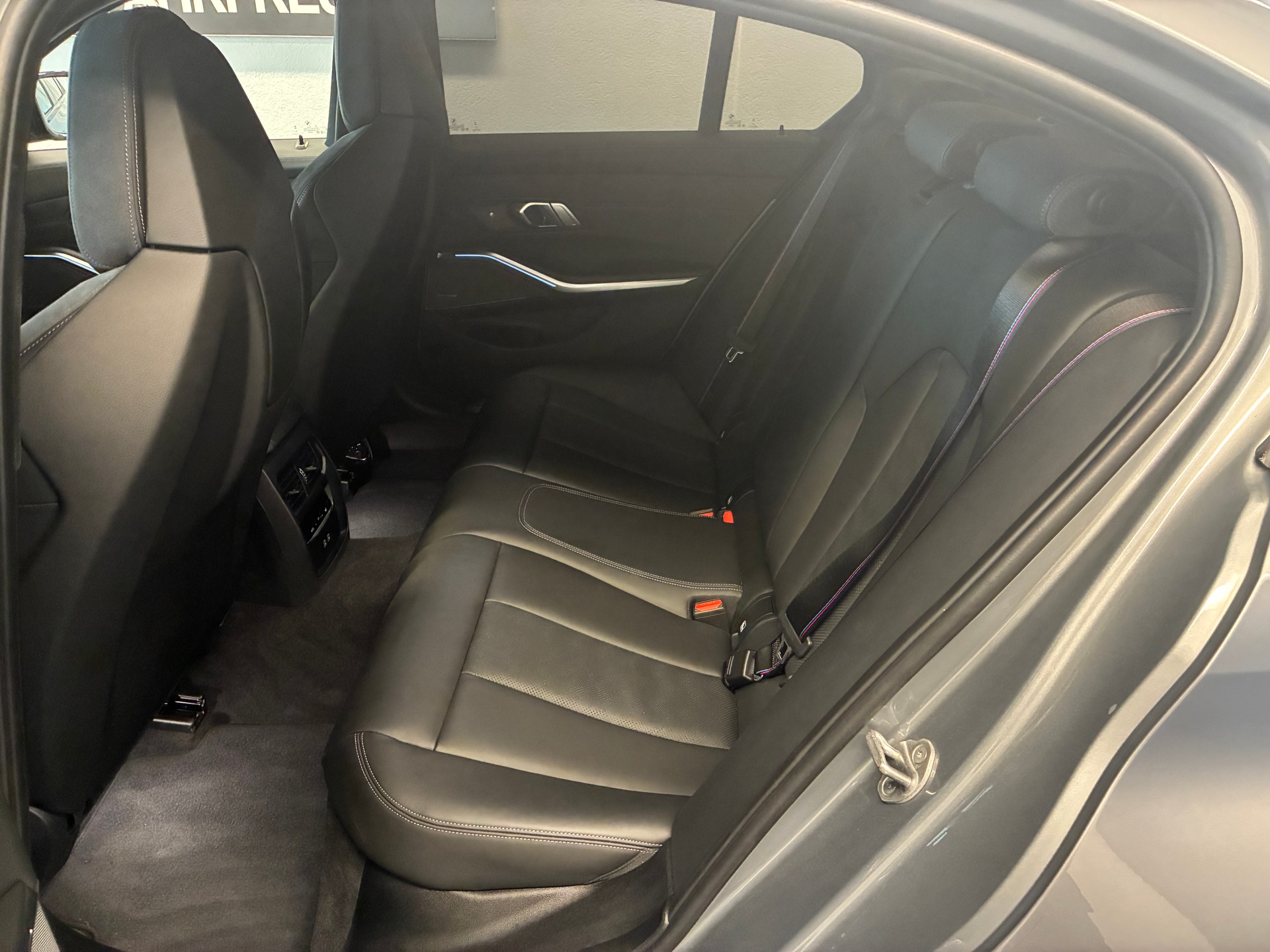BMW M3-image-18