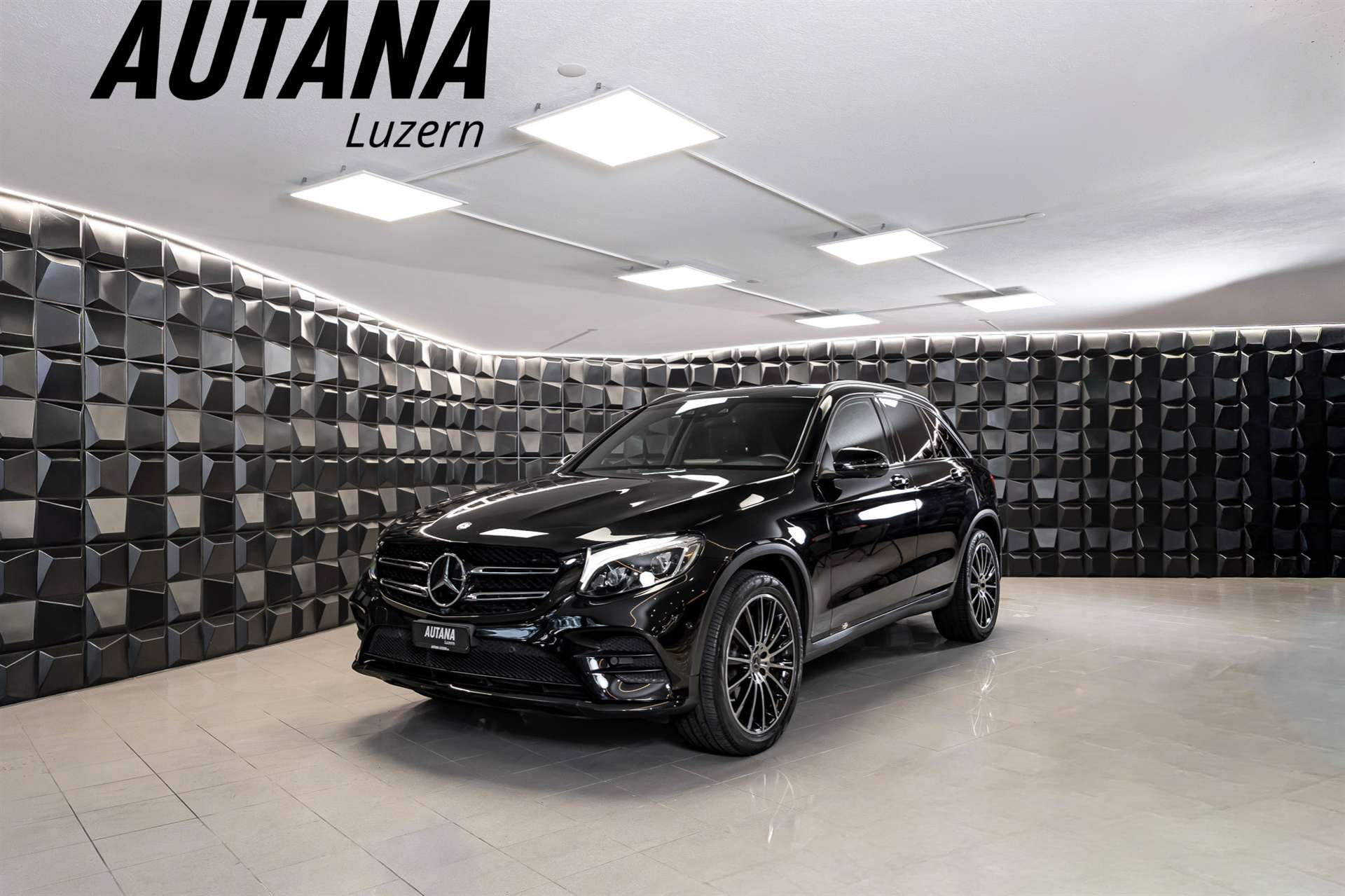 MERCEDES-BENZ GLC 350 d AMG Line 4Matic 9G-Tronic-image-0