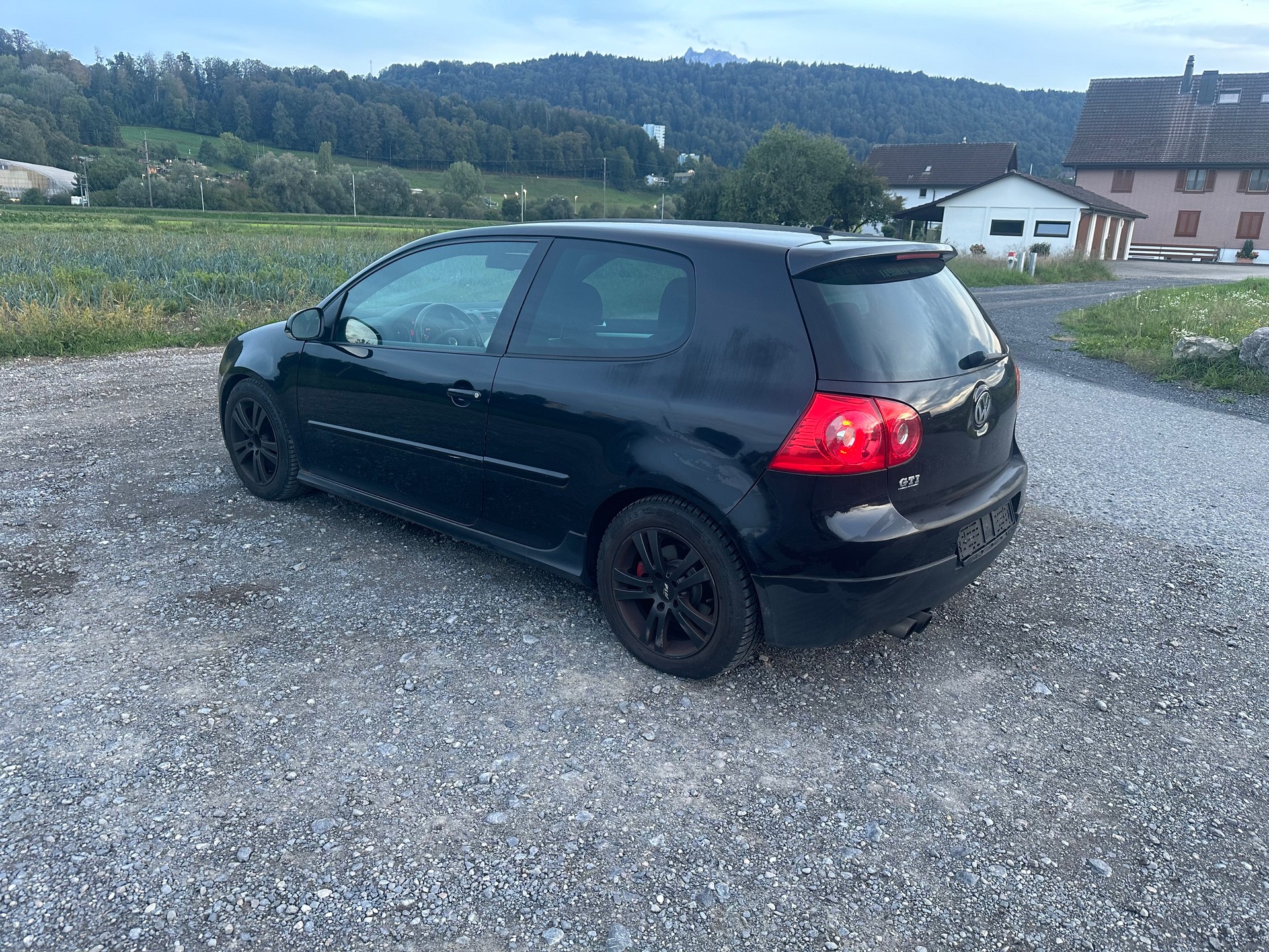 VW Golf 2.0 TFSI GTI-image-7