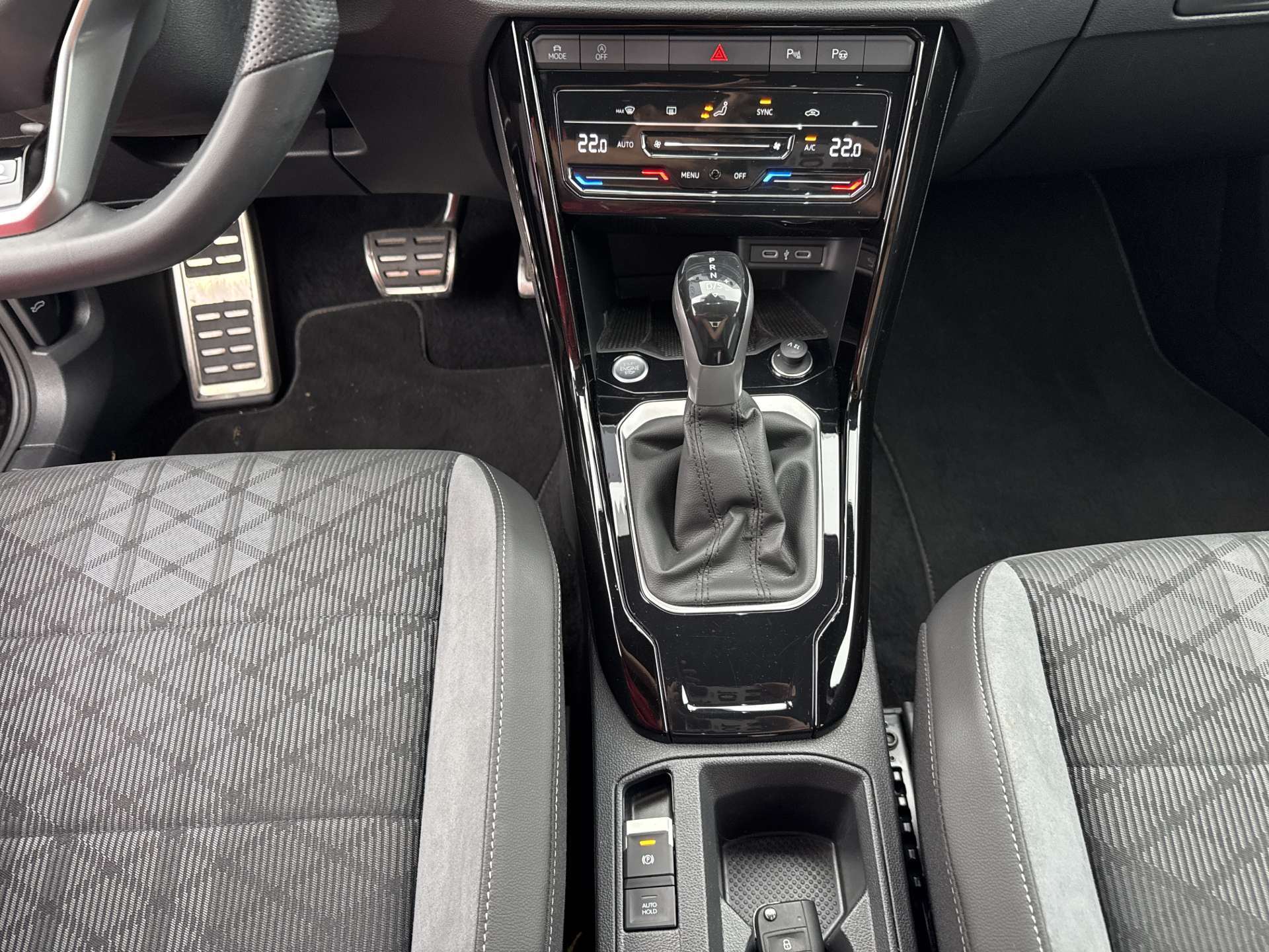 VW T-Roc 1.5 TSi EVO R-Line DSG-Automat-image-11