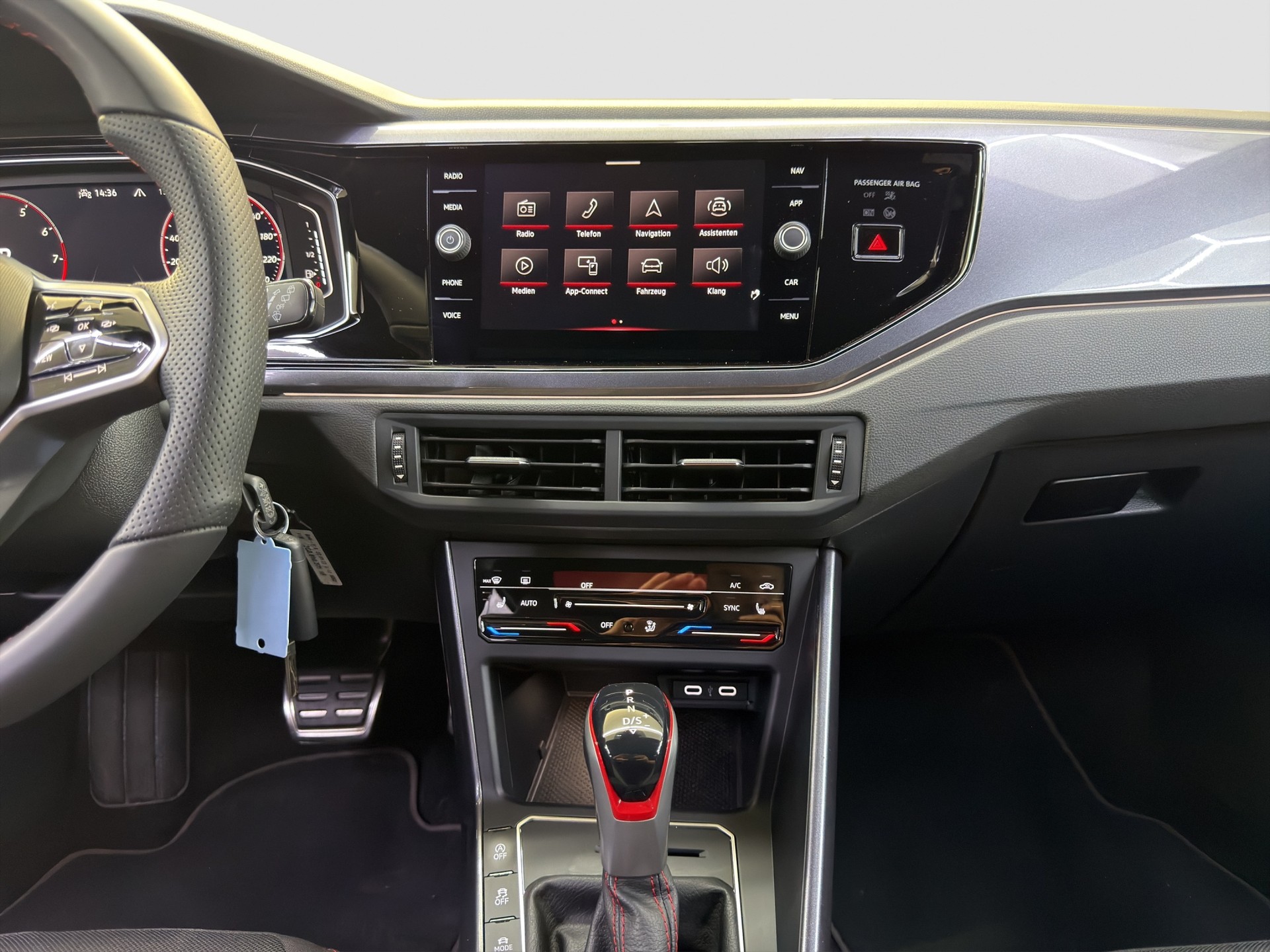 VW Polo 2.0 TSI GTI DSG-image-8