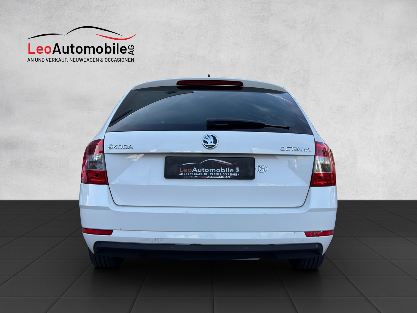 SKODA Octavia Combi 1.6 TDI Ambition DSG-image-4