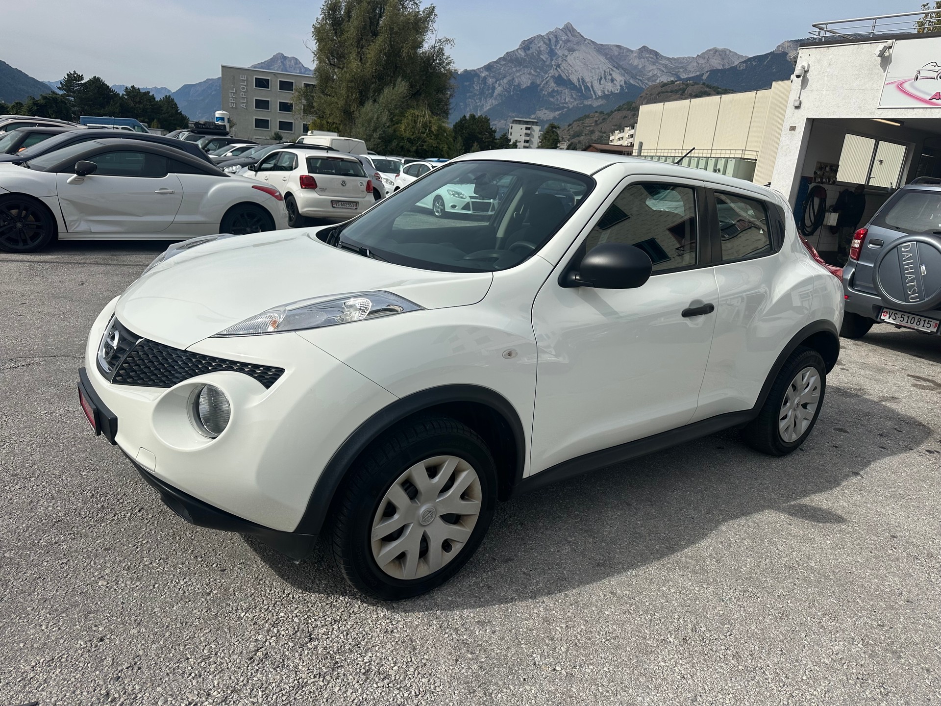 NISSAN Juke 1.6 visia-image-0