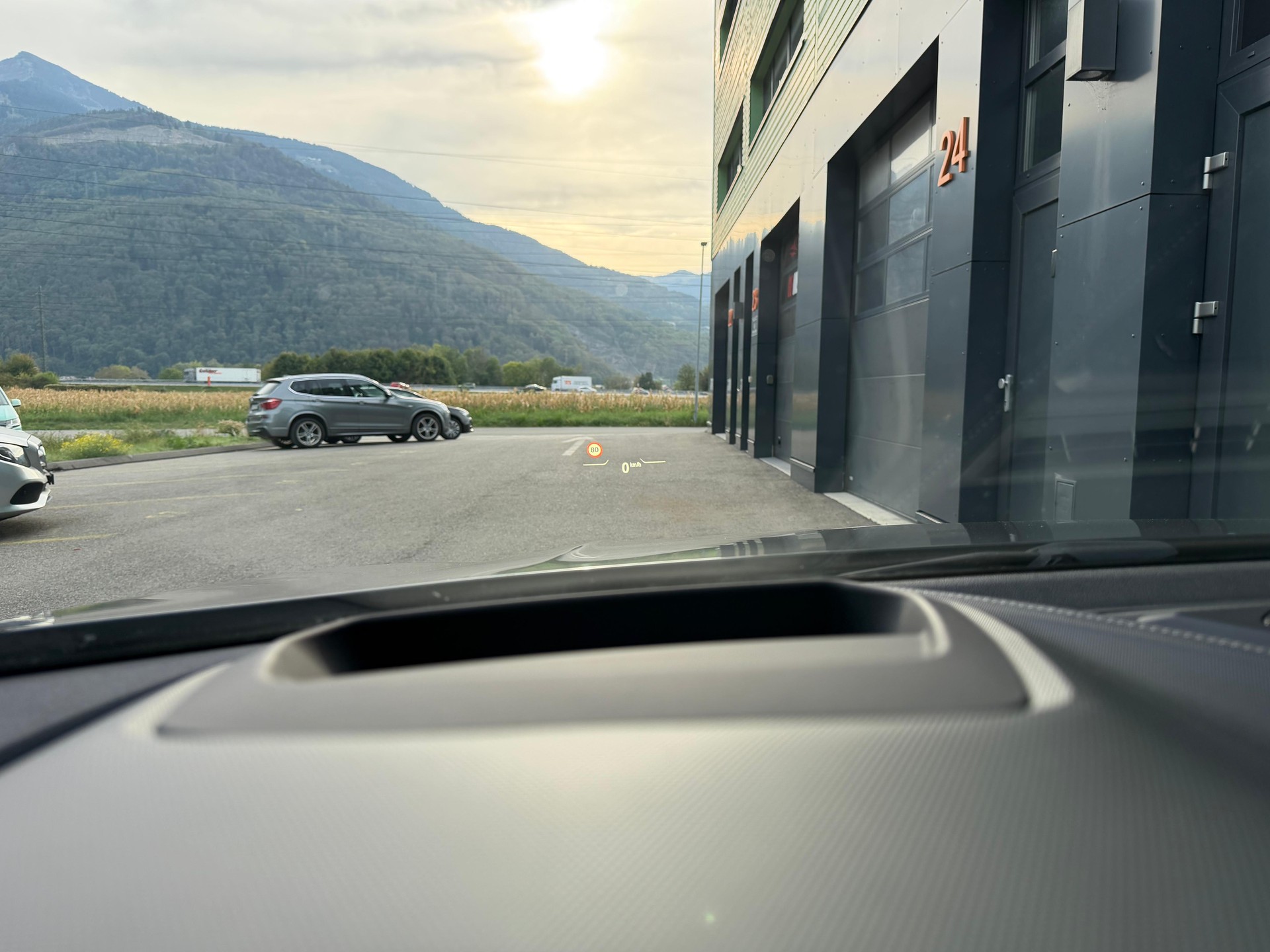 BMW M135i xDrive Steptronic-image-19