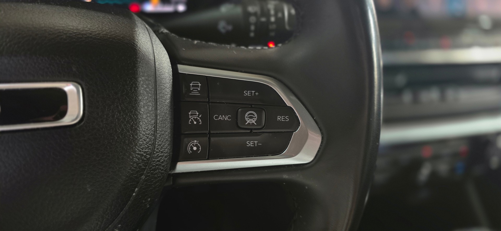 JEEP Compass 1.3 T PHEV Limited AWD *360°Kamera*CarPlay/AndroidAuto*Sitzkühlung&Heizung*Lenkradheizung*-image-12