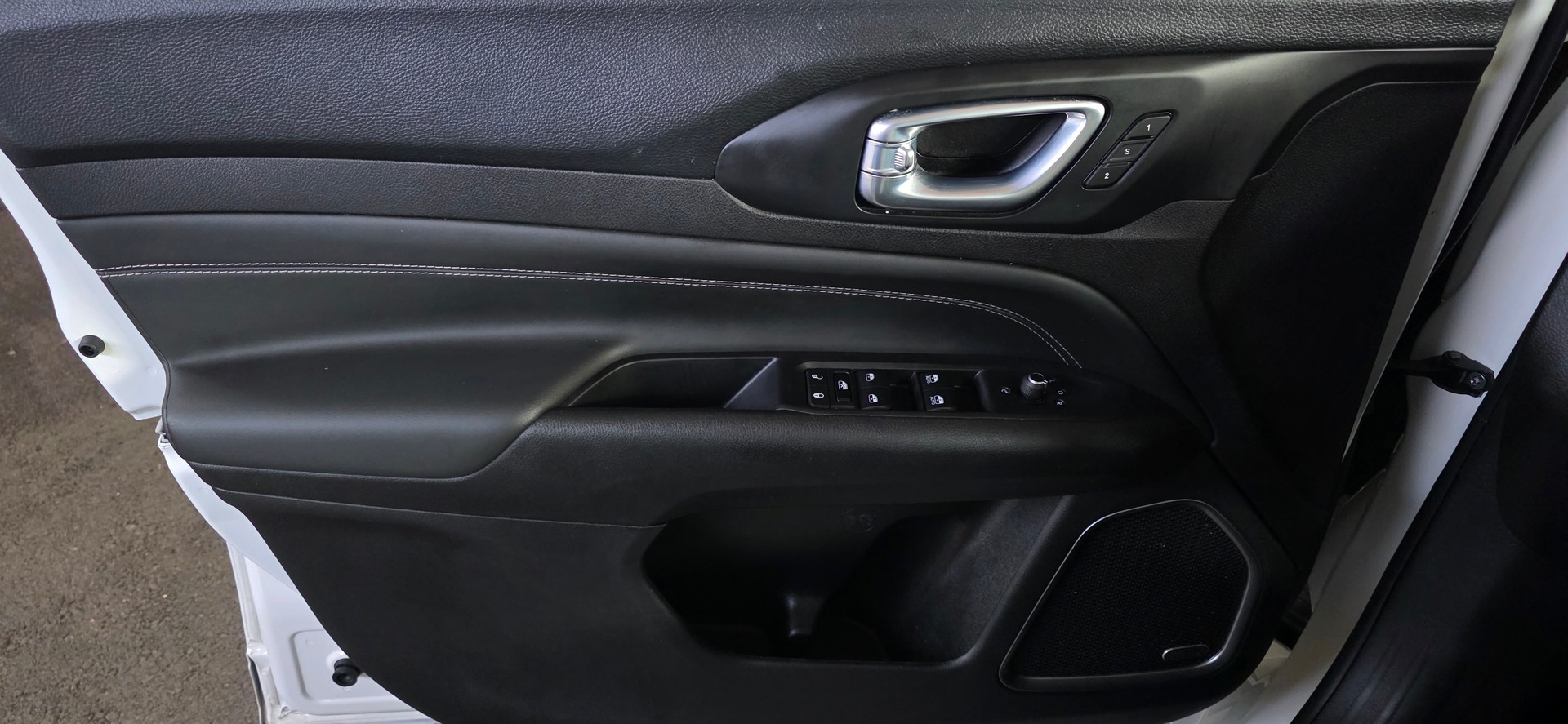 JEEP Compass 1.3 T PHEV Limited AWD *360°Kamera*CarPlay/AndroidAuto*Sitzkühlung&Heizung*Lenkradheizung*-image-15