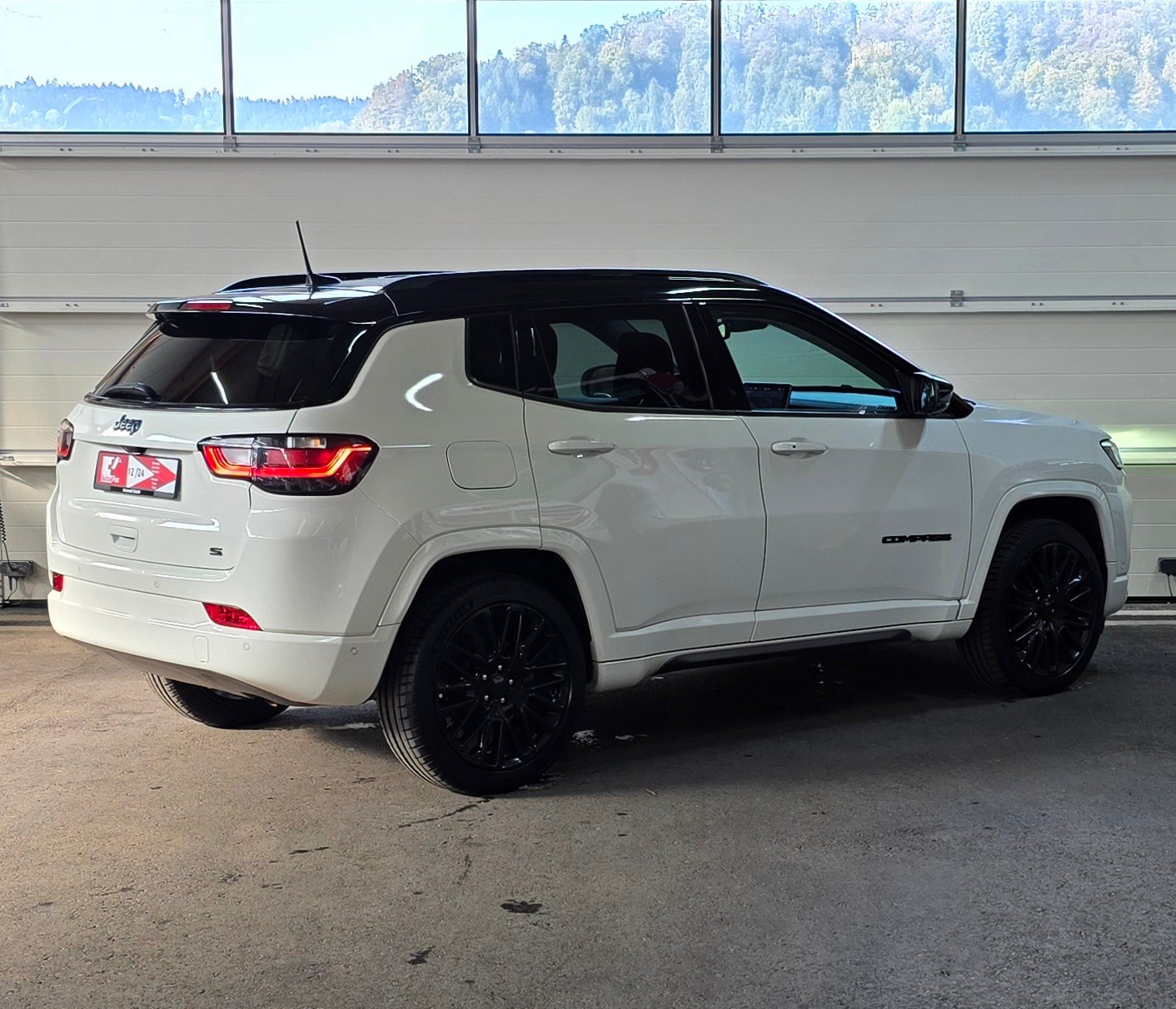 JEEP Compass 1.3 T PHEV Limited AWD *360°Kamera*CarPlay/AndroidAuto*Sitzkühlung&Heizung*Lenkradheizung*-image-4