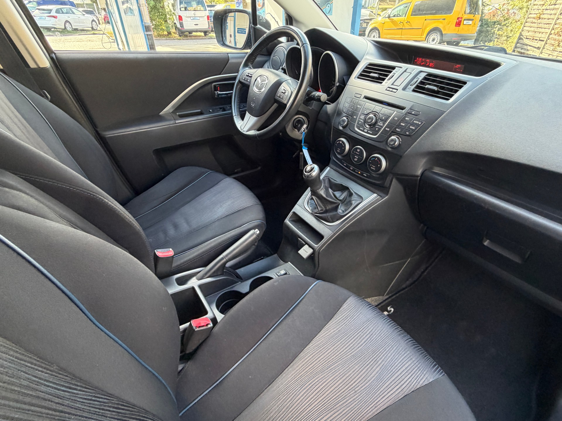 MAZDA 5 2.0 16V Exclusive-image-13