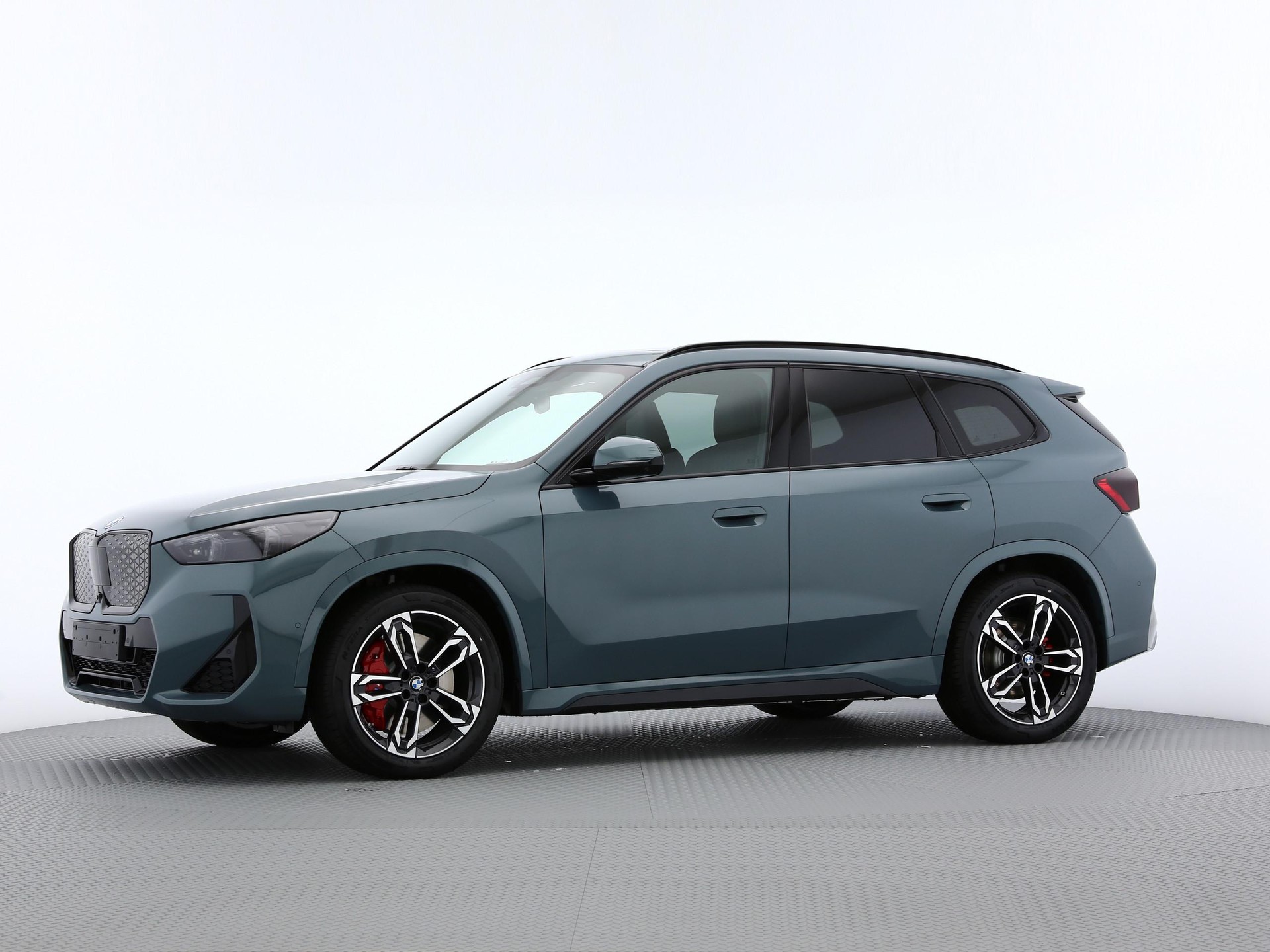 BMW iX1 U11 30 xDrive-image-8