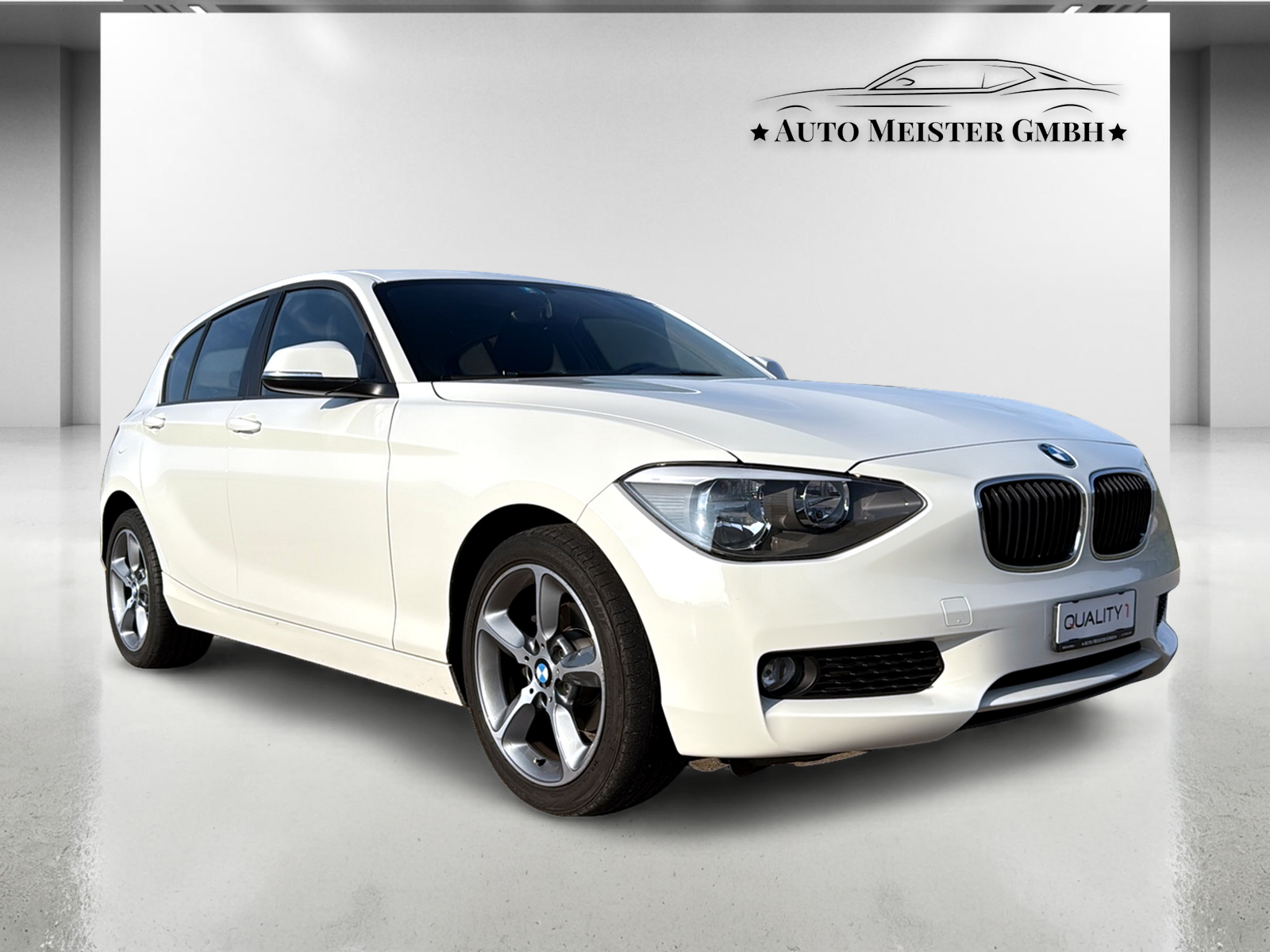 BMW 114i Business-image-4