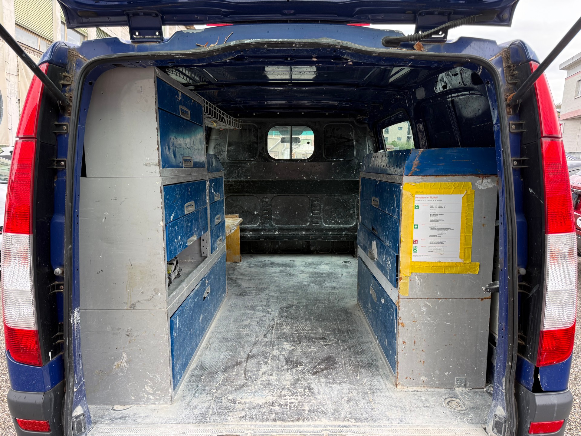 MERCEDES-BENZ Vito 111 CDI-image-12