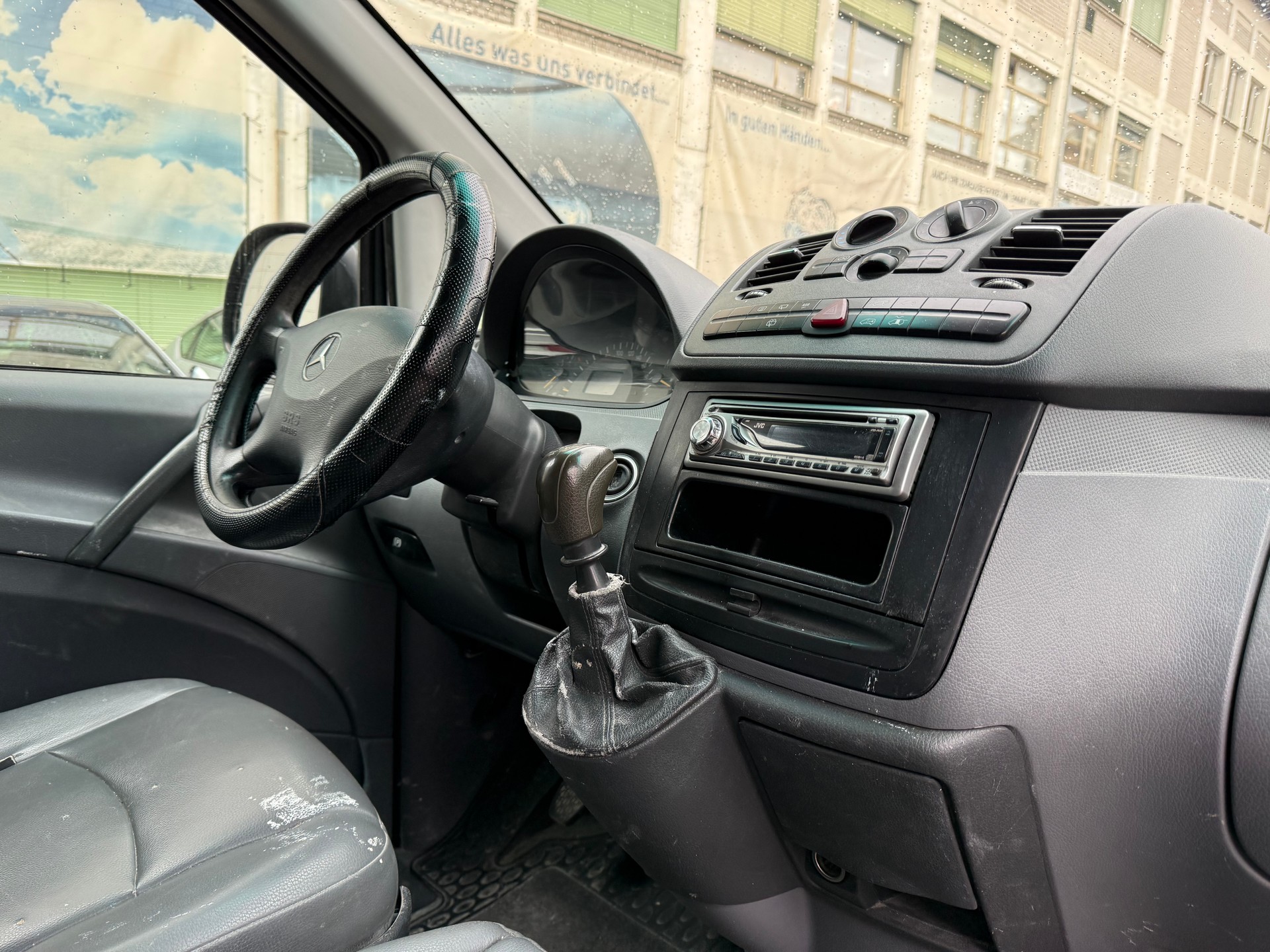 MERCEDES-BENZ Vito 111 CDI-image-6