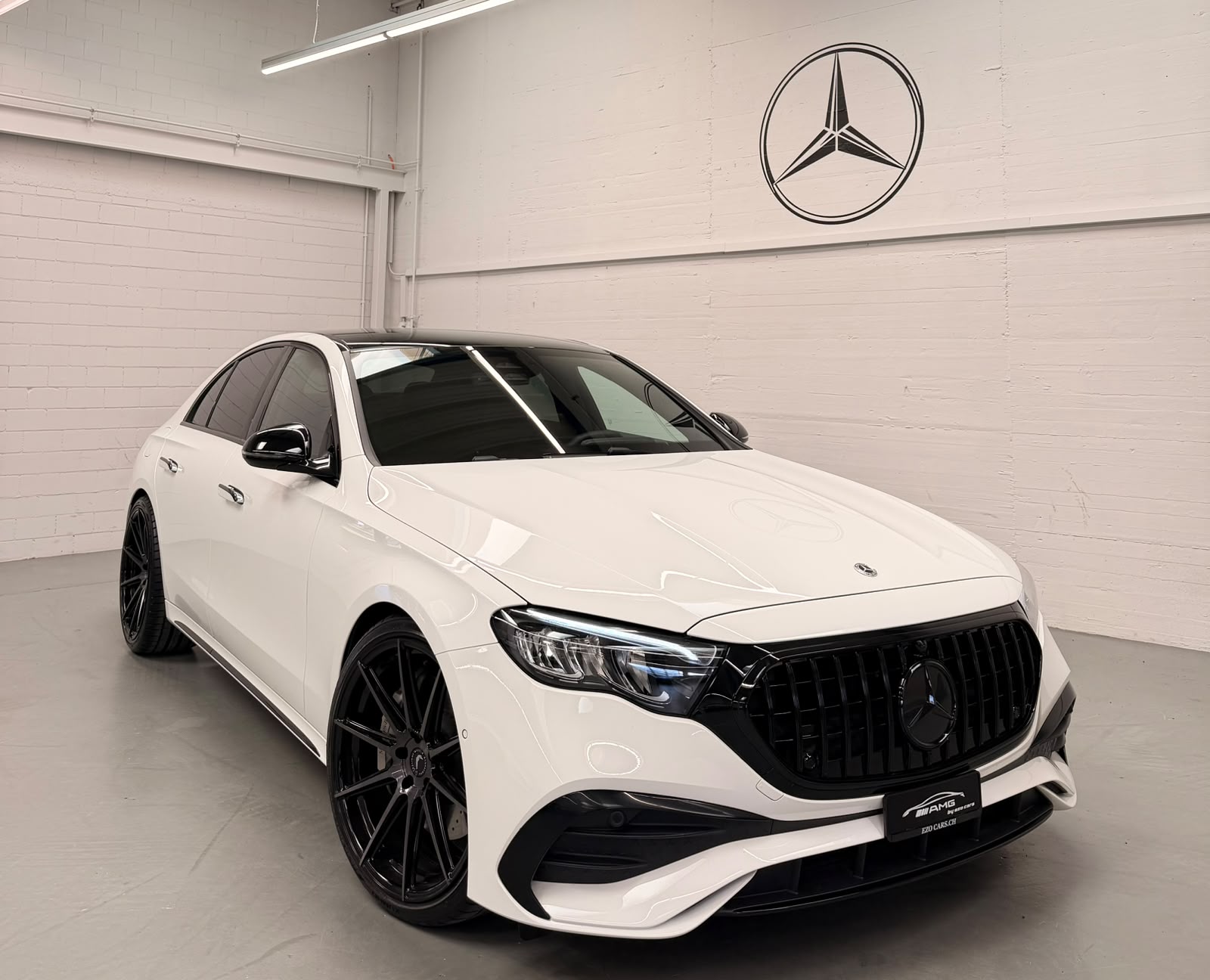 MERCEDES-BENZ E 200 AMG Bodykit 9G-Tronic Limited White&Black Performance 5Jahre Werksgarantie& Gratisservice-image-3