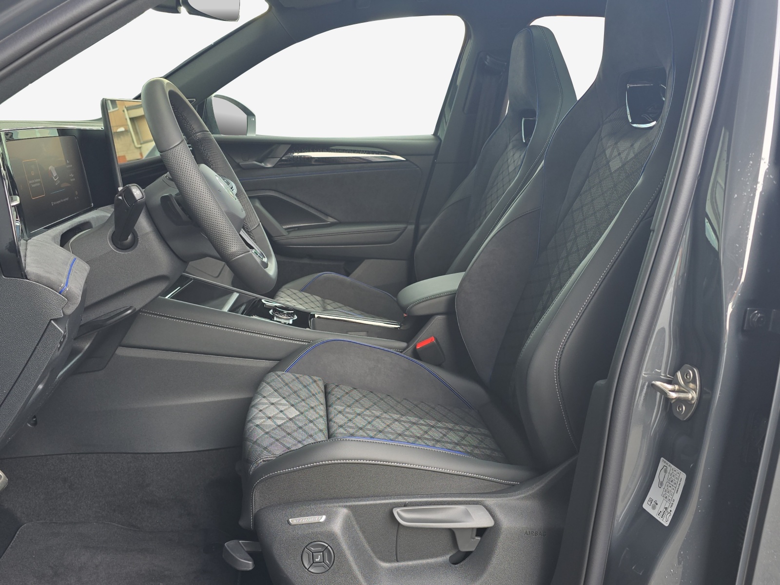 VW Tiguan 2.0 TSI DSG R-Line 4Motion-image-7