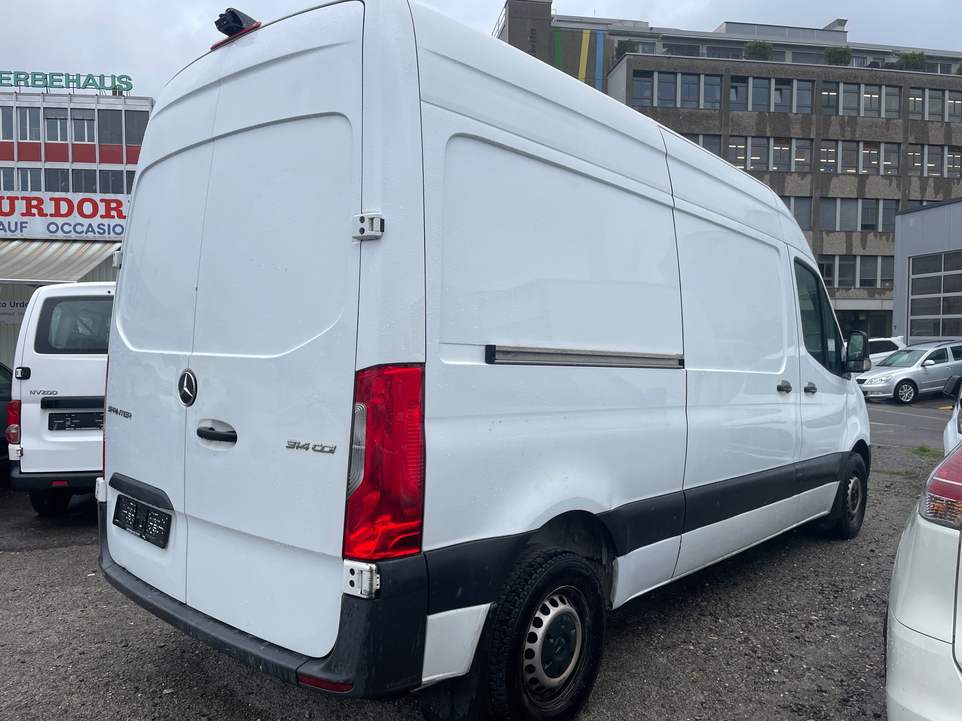 MERCEDES-BENZ Sprinter 314 CDI Standard 9G-TRONIC FWD-image-4
