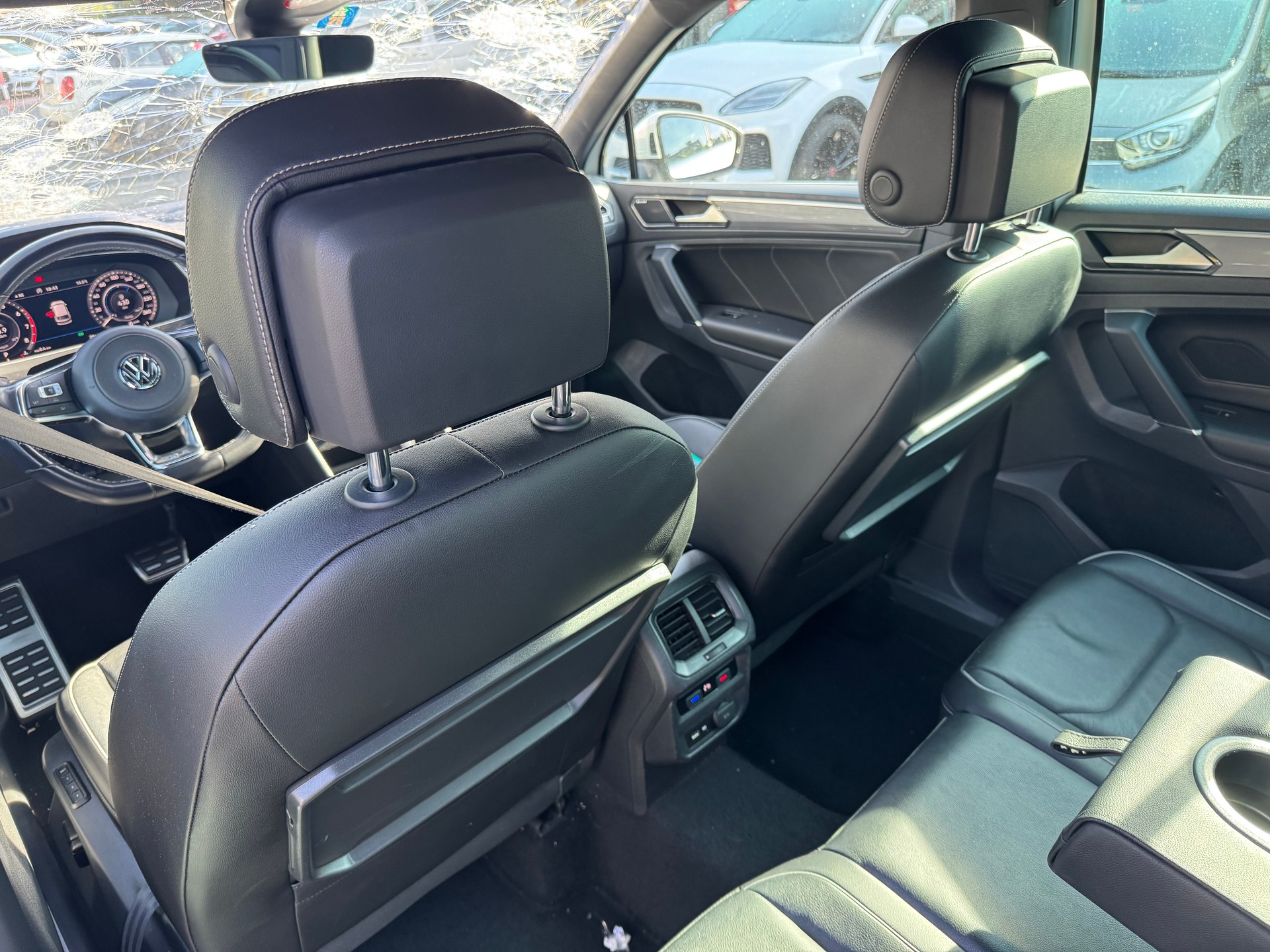 VW Tiguan 2.0TSI R-Line ABT 4Motion DSG-image-12